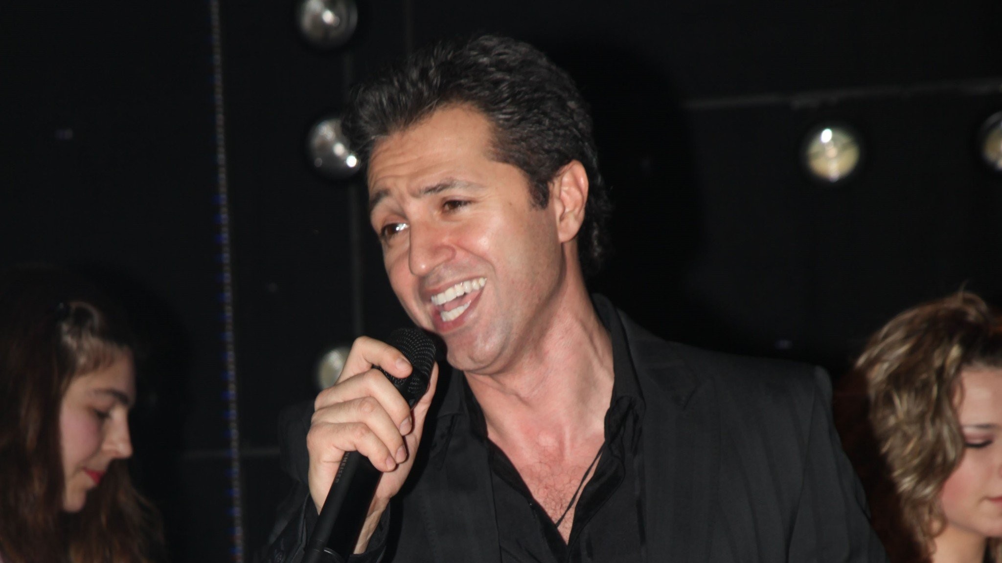 Δύσκολες ώρες για τον Δημήτρη Κόκοτα - «Περιμένω ένα θαύμα» λέει η σύζυγος του