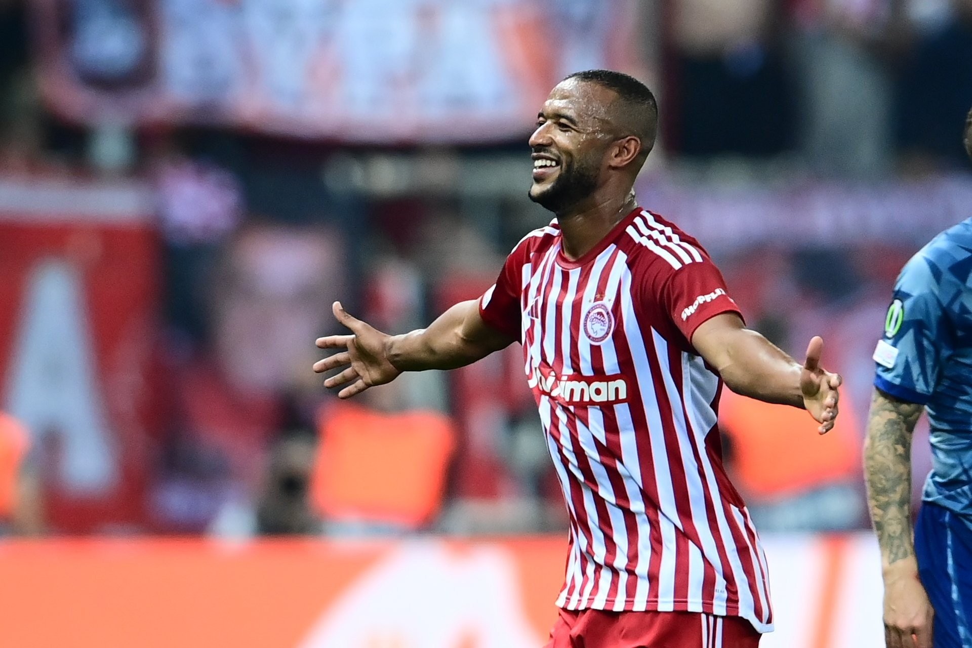 Αποκαλυπτήρια: Η δεύτερη εμφάνιση του Ολυμπιακού για τα 100 χρόνια της ομάδας