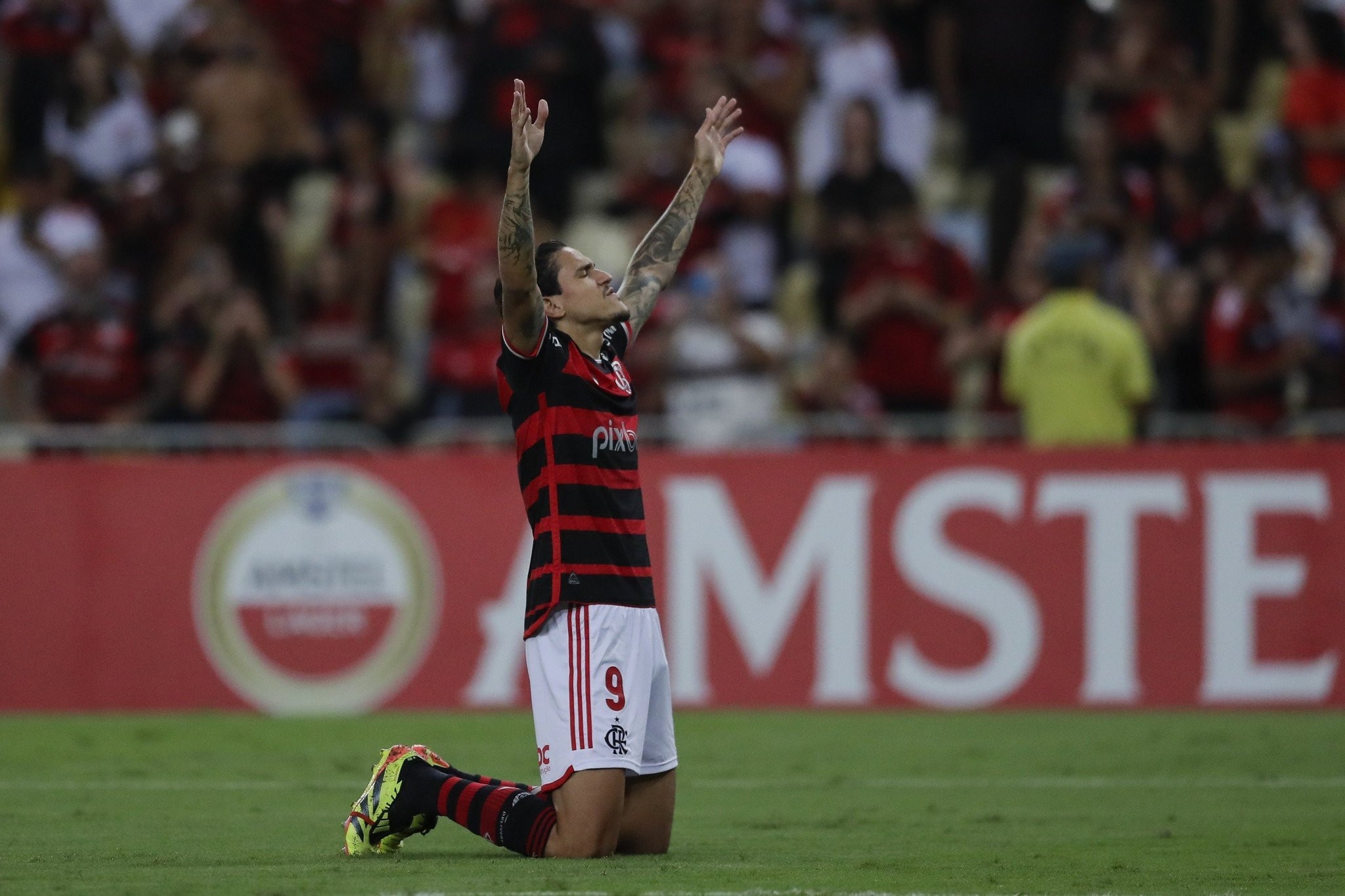 Απίστευτο κι' όμως αληθινό - Δόθηκε πέναλτι στην Βραζιλία για χέρι με δεύτερη μπάλα [vid]