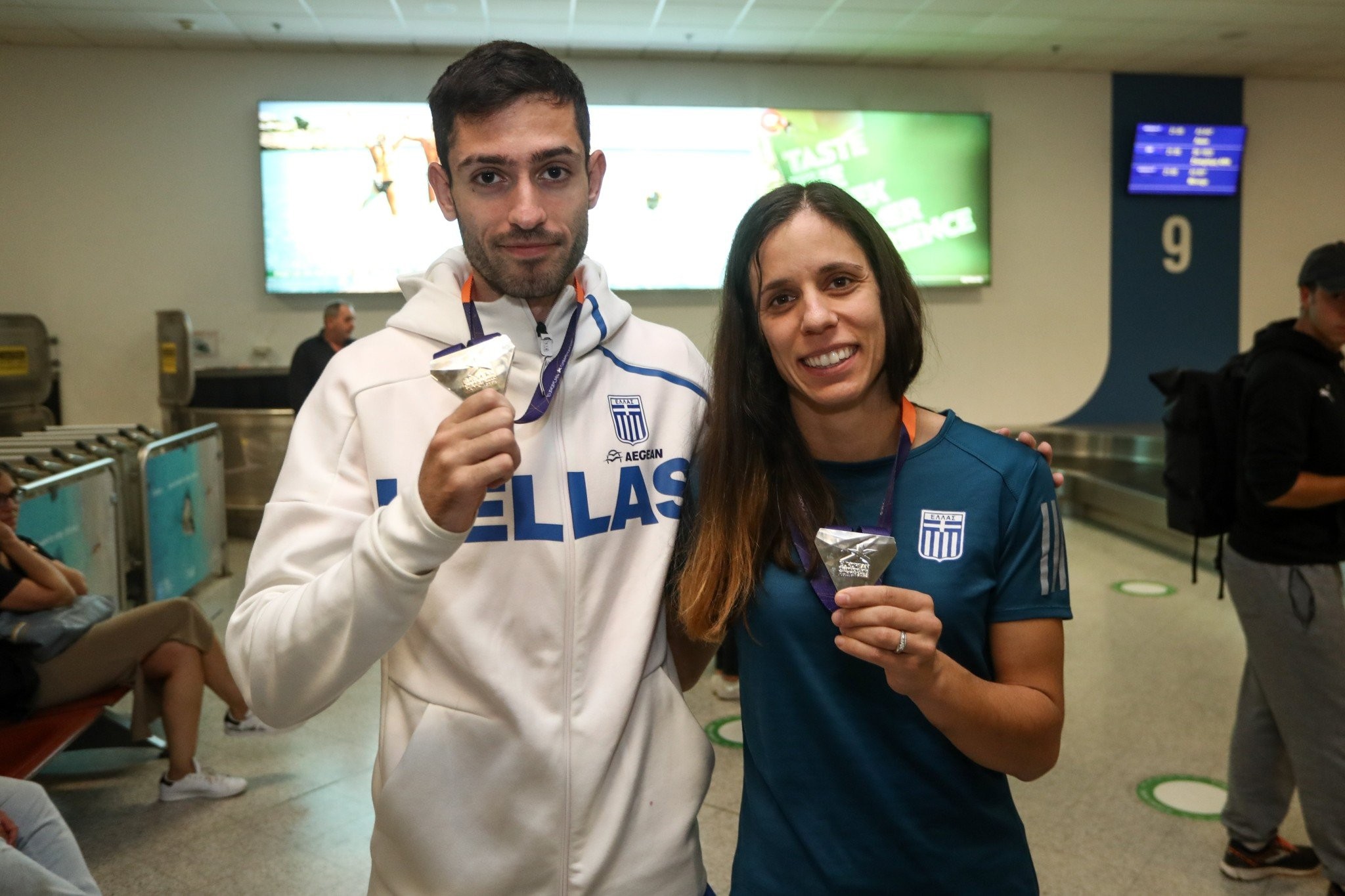 Το μήνυμα του Τάκη Ζαχαράτου σε Τεντόγλου και Στεφανίδη για τους Ολυμπιακούς