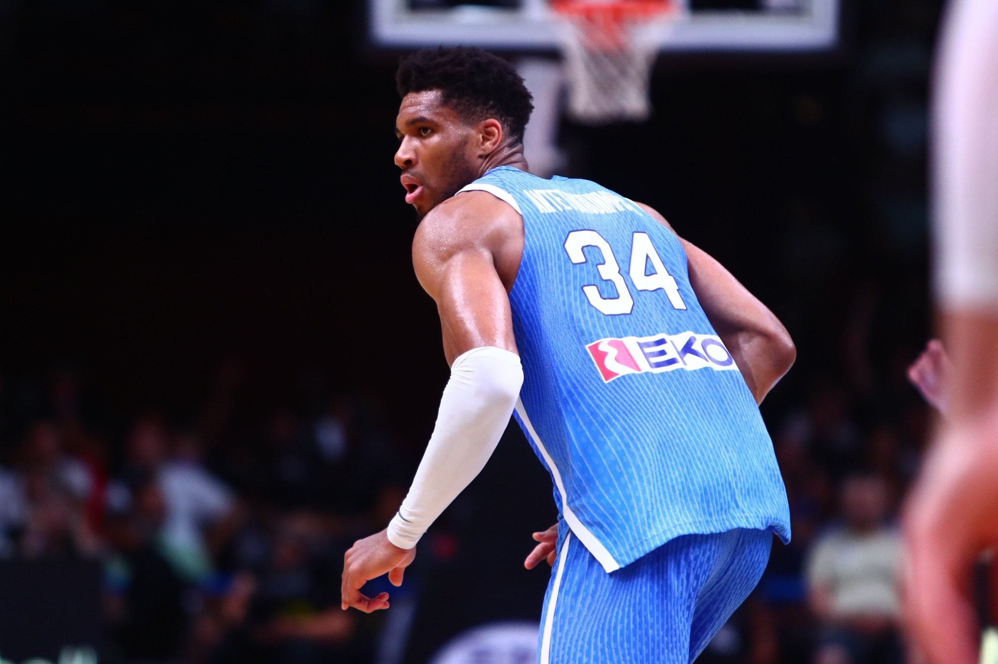 Έτοιμος ο Giannis για Σερβία: «Έλα έτοιμος για να μην χρειαστείς προετοιμασία» [vid]