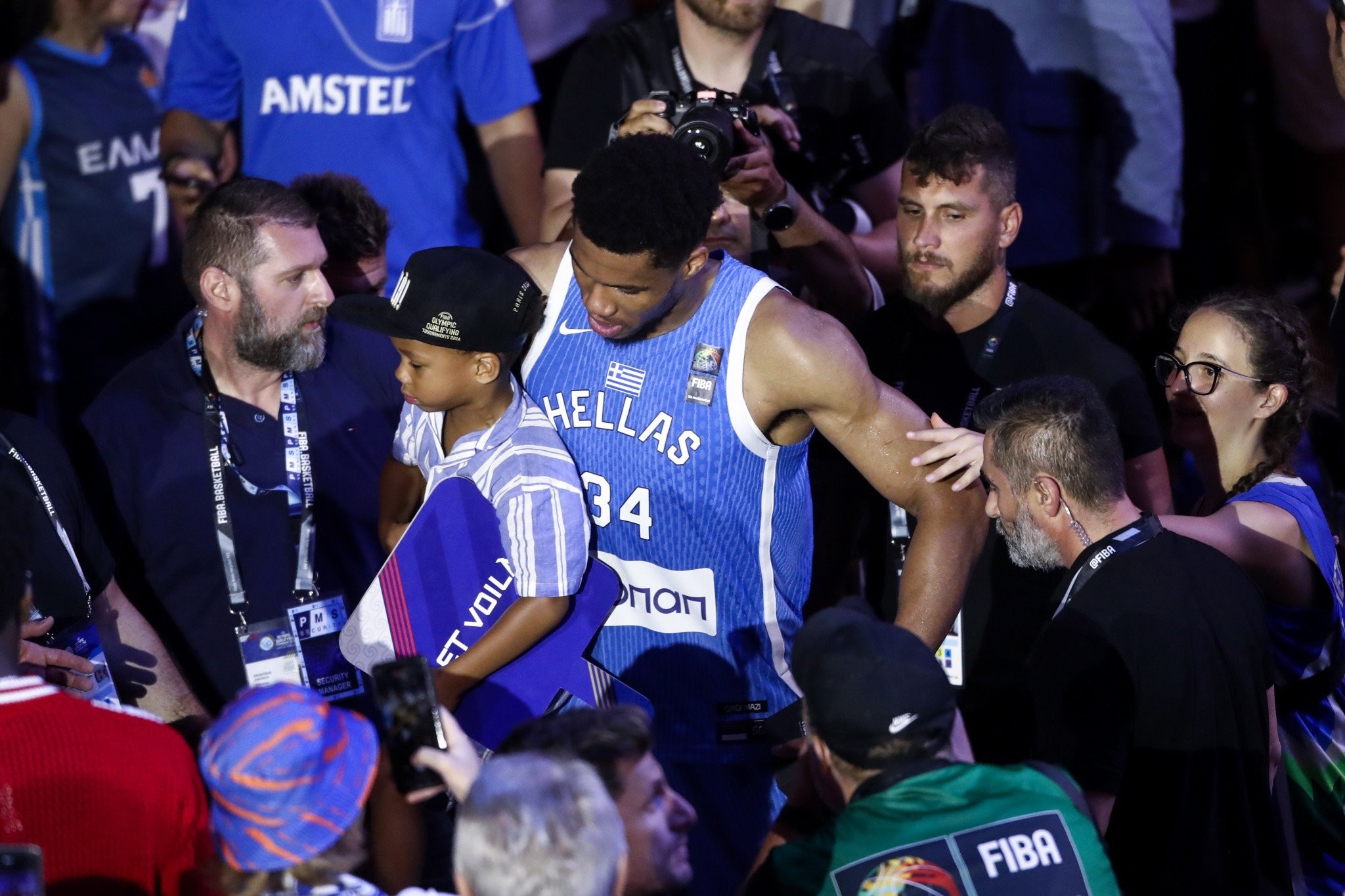 Νέα διαφήμιση για τον Γιάννη Αντετοκούνμπο που προσδίδει το μεγαλείο του [vid]