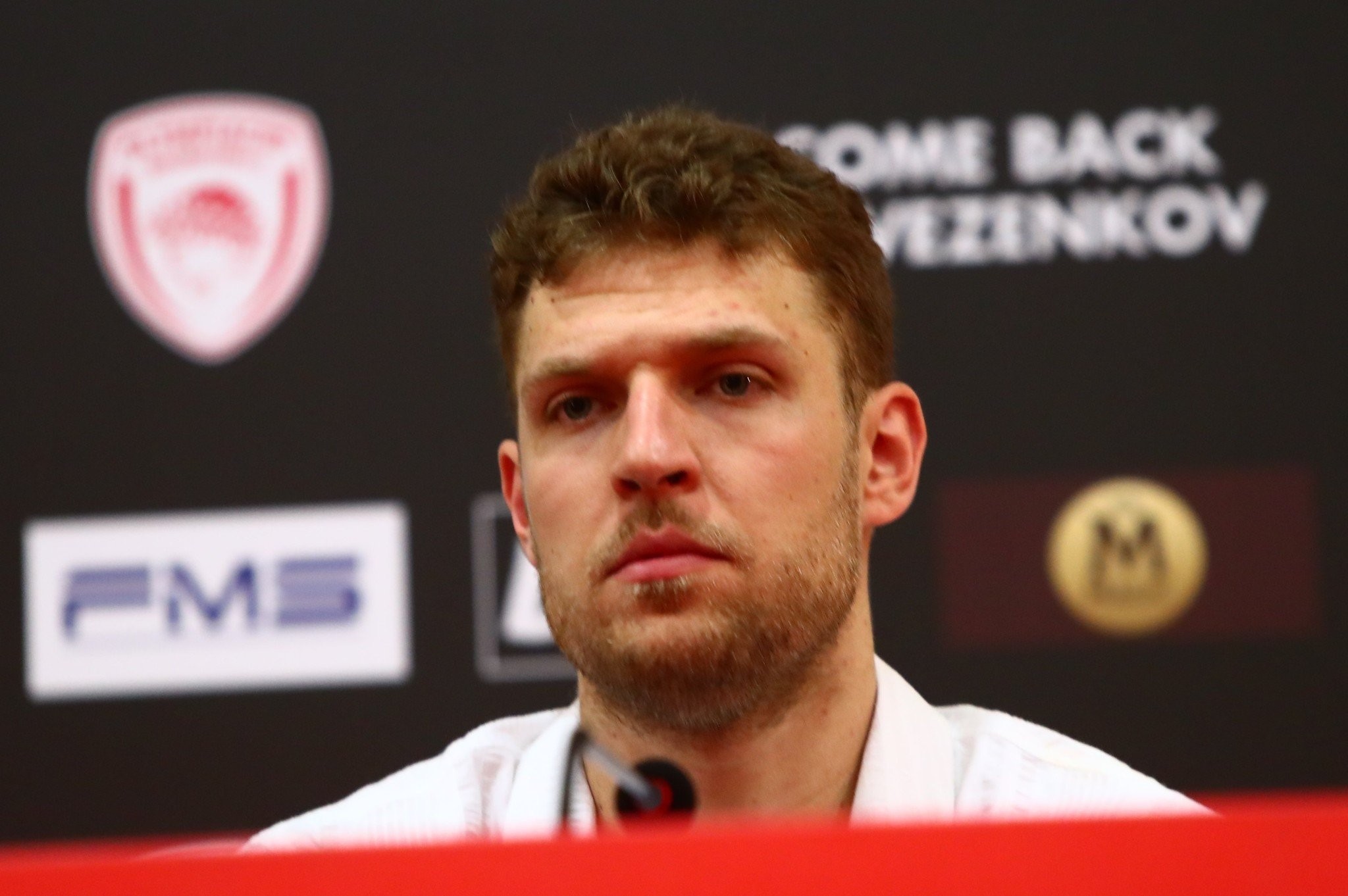 Σάσα Βεζένκοφ: «Μου λείπει ένας τίτλος της Euroleague, είμαι εδώ για να παλέψω»