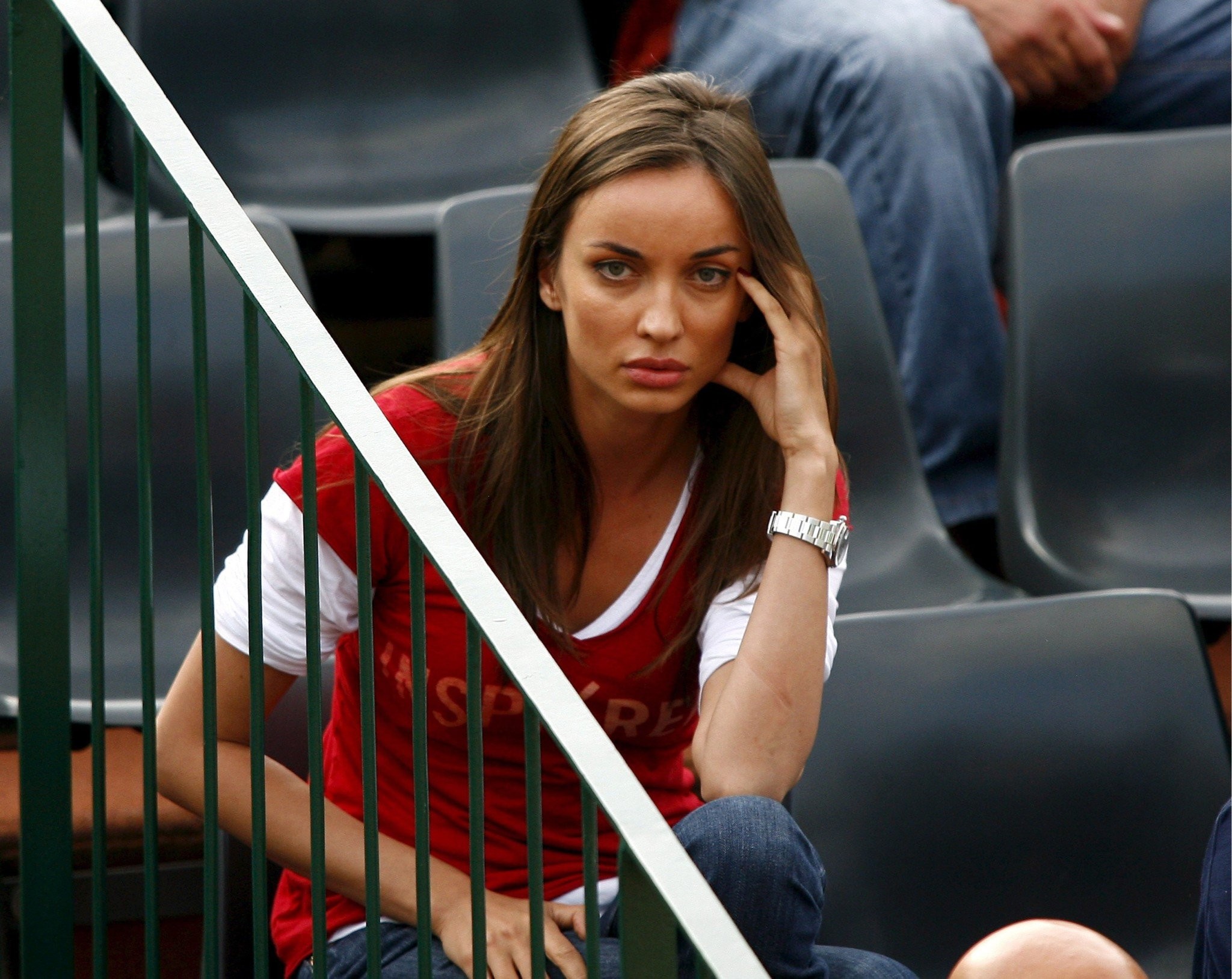 Η σύζυγος του Σταύρου Νιάρχου, Ντάσα Ζούκοβα και η Stella McCartney κάνουν διακοπές στην Ελλάδα