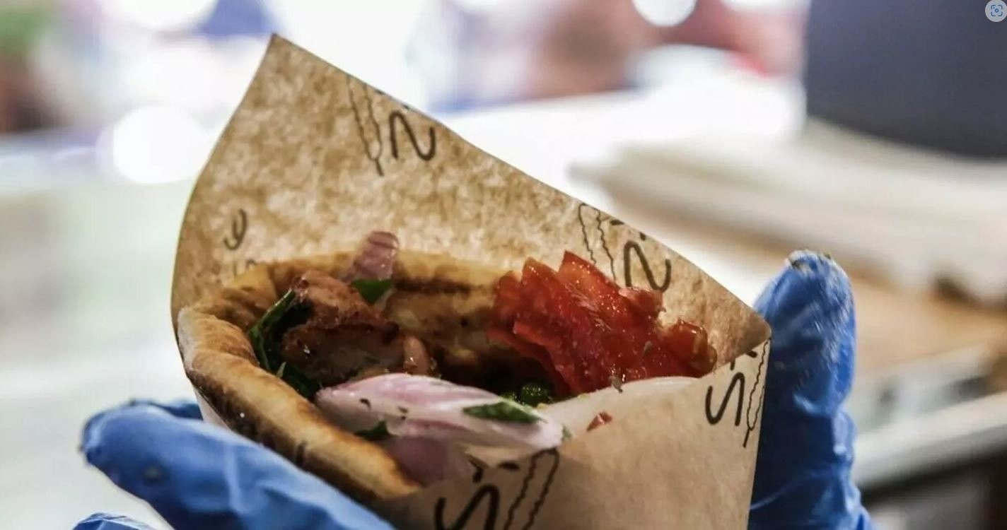 "Παράδειγμα προς μίμηση η ευαισθησία όλων" - Τι λέει ο άνθρωπος που κόντεψε να πνιγεί από ένα σουβλάκι!