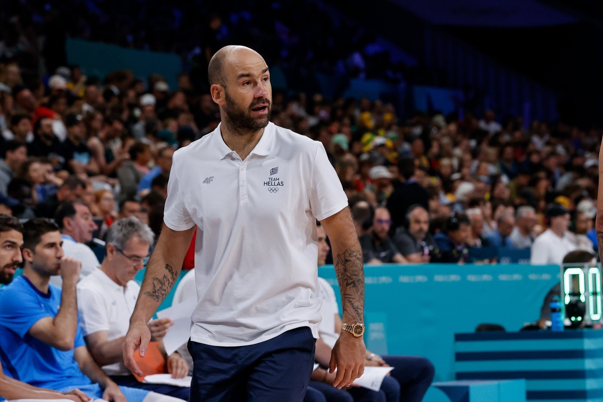 Σπανούλης: «Πεισμώνουμε όταν δεν πιστεύουν στην Εθνική, αντιπροσωπεύουμε την Ελλαδάρα μας» [vids]