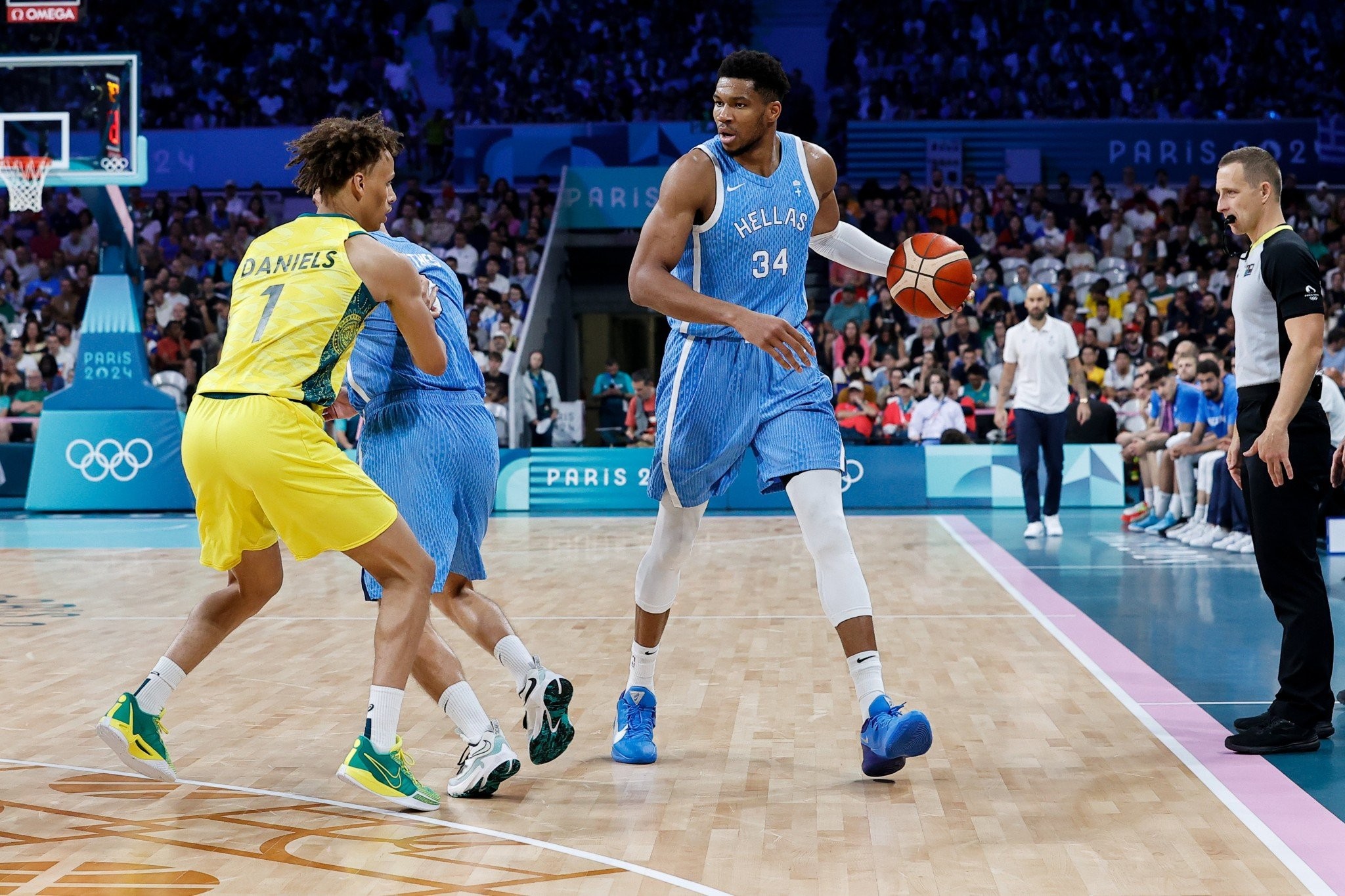 Γιάννης Αντετοκούνμπο: «Παίξτε με χαρά, παίξτε μαζί, απολαύστε τις στιγμές»