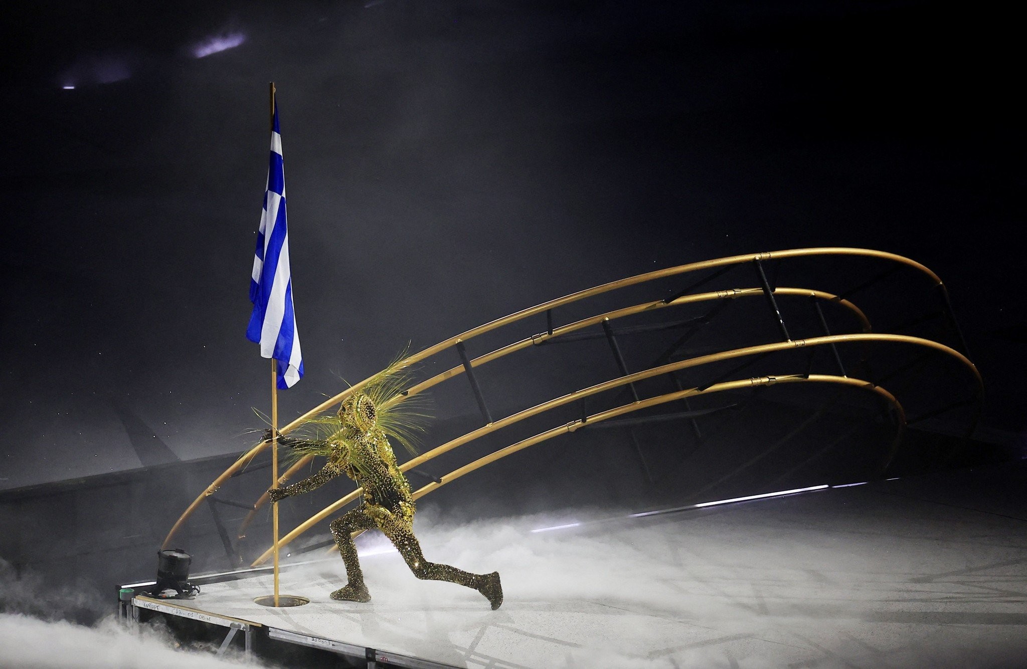 Ολυμπιακοί Αγώνες 2024: «Υπόκλιση» στην Ελλάδα - Ανατριχιαστικό τελετουργικό στην Τελετή Λήξης