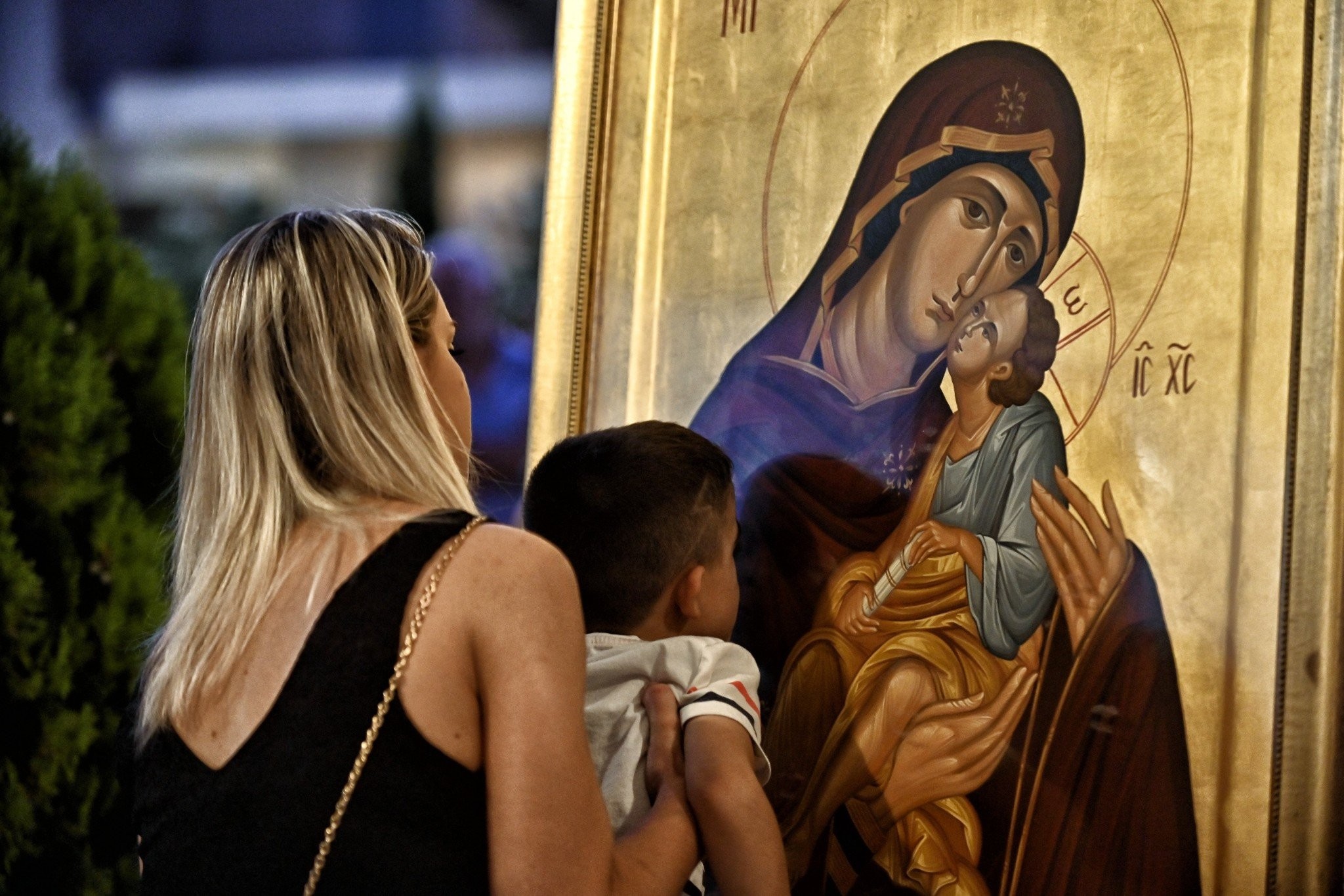 Δεκαπενταύγουστος: Το «Πάσχα» του καλοκαιριού - Με κατάνυξη και λαμπρότητα η Κοίμηση της Θεοτόκου