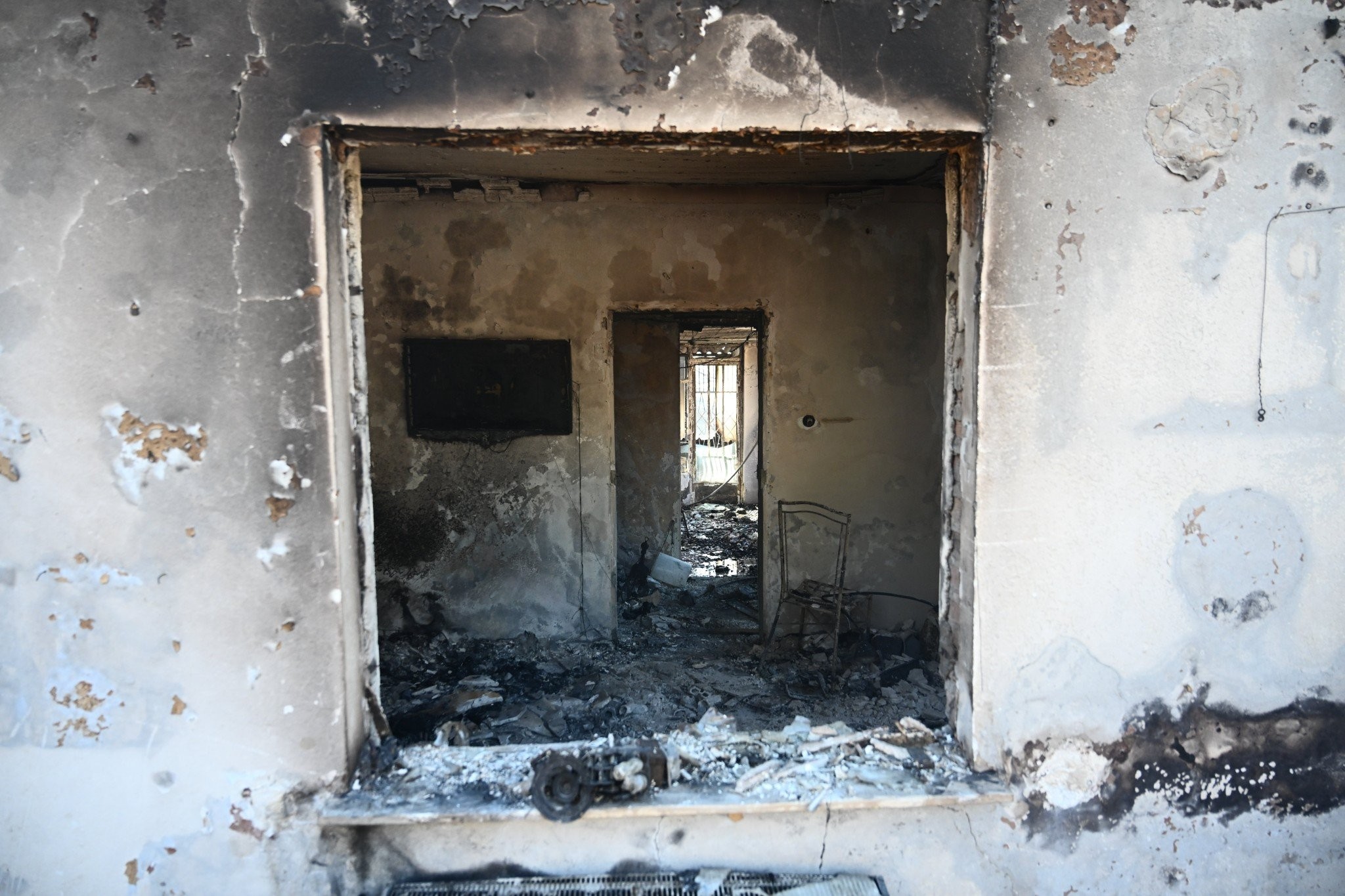 Φωτιά στην Αττική: Έκτακτα μέτρα ενίσχυσης των εργαζομένων - Αναστολή συμβάσεων, χρηματική βοήθεια