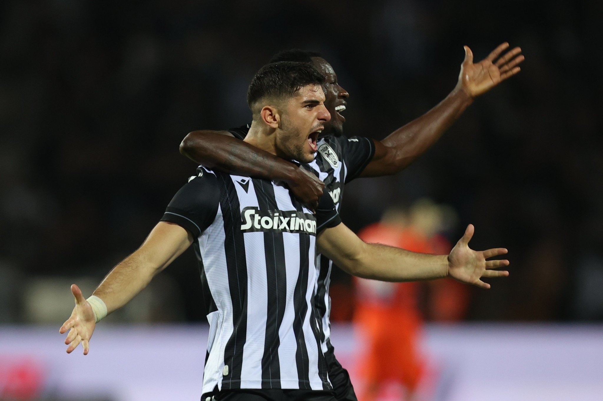 ΠΑΟΚ: Στα... μαχαίρια Βόλφσμπουργκ και Άιντραχτ για Κουλιεράκη - Τεράστια πρόταση από τους «λύκους»