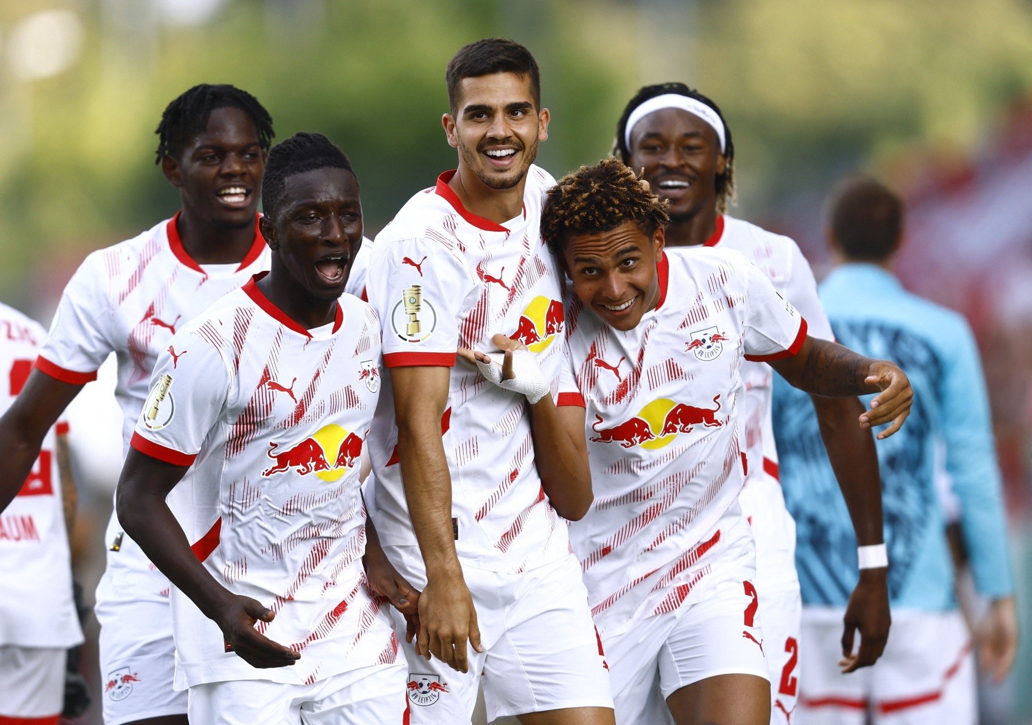 Πατατράκ για τη Στουτγκάρδη, ένα και καλό για τη Λειψία, «Χ» ο Γιάννουλης με Άουγκσμπουργκ