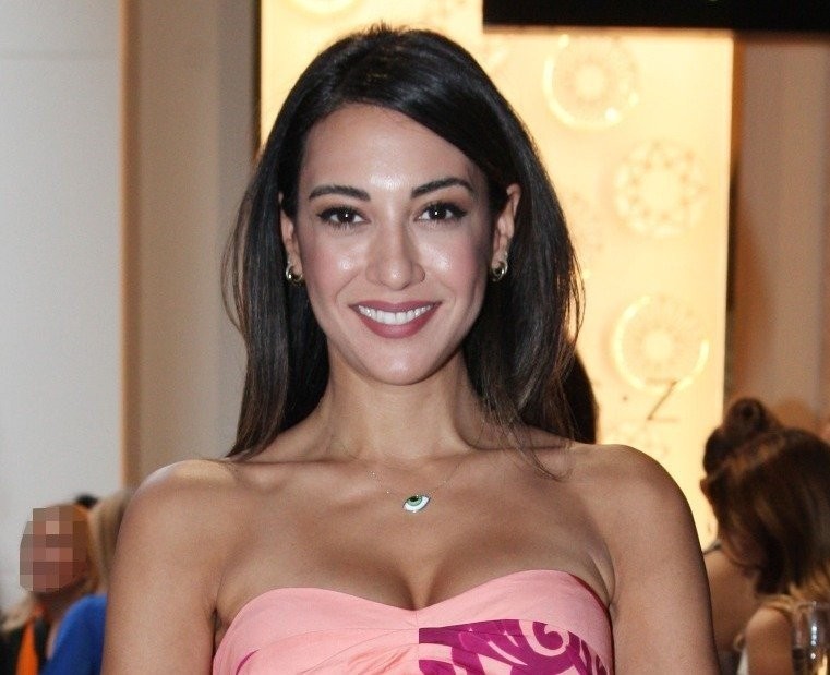 Ευγενία Σαμαρά: Ποζάρει με μπικίνι στο Καστελόριζο και ανεβάζει τη θερμοκρασία στα ύψη