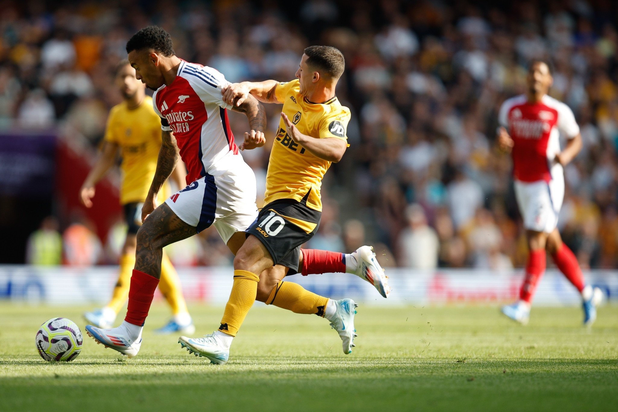 Στην πόρτα της εξόδου ή στα πλάνα της Γουλβς; Βασικός ο Ποντένσε κόντρα στην Μπέρνλι