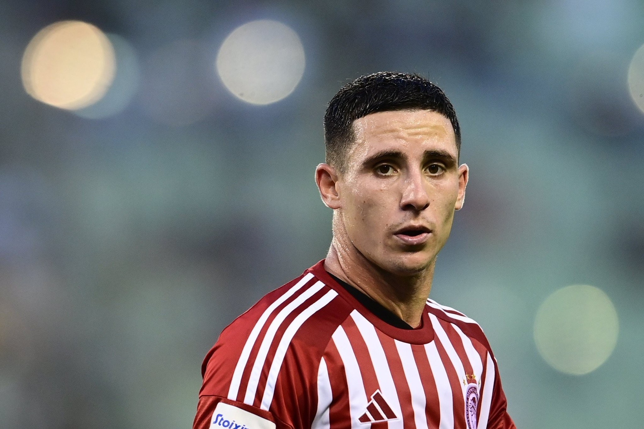 Τέλος το «όνειρο» Ποντένσε και Ολυμπιακού: Υπέγραψε στην Αλ Σαμπάμπ ο Πορτογάλος [vid]