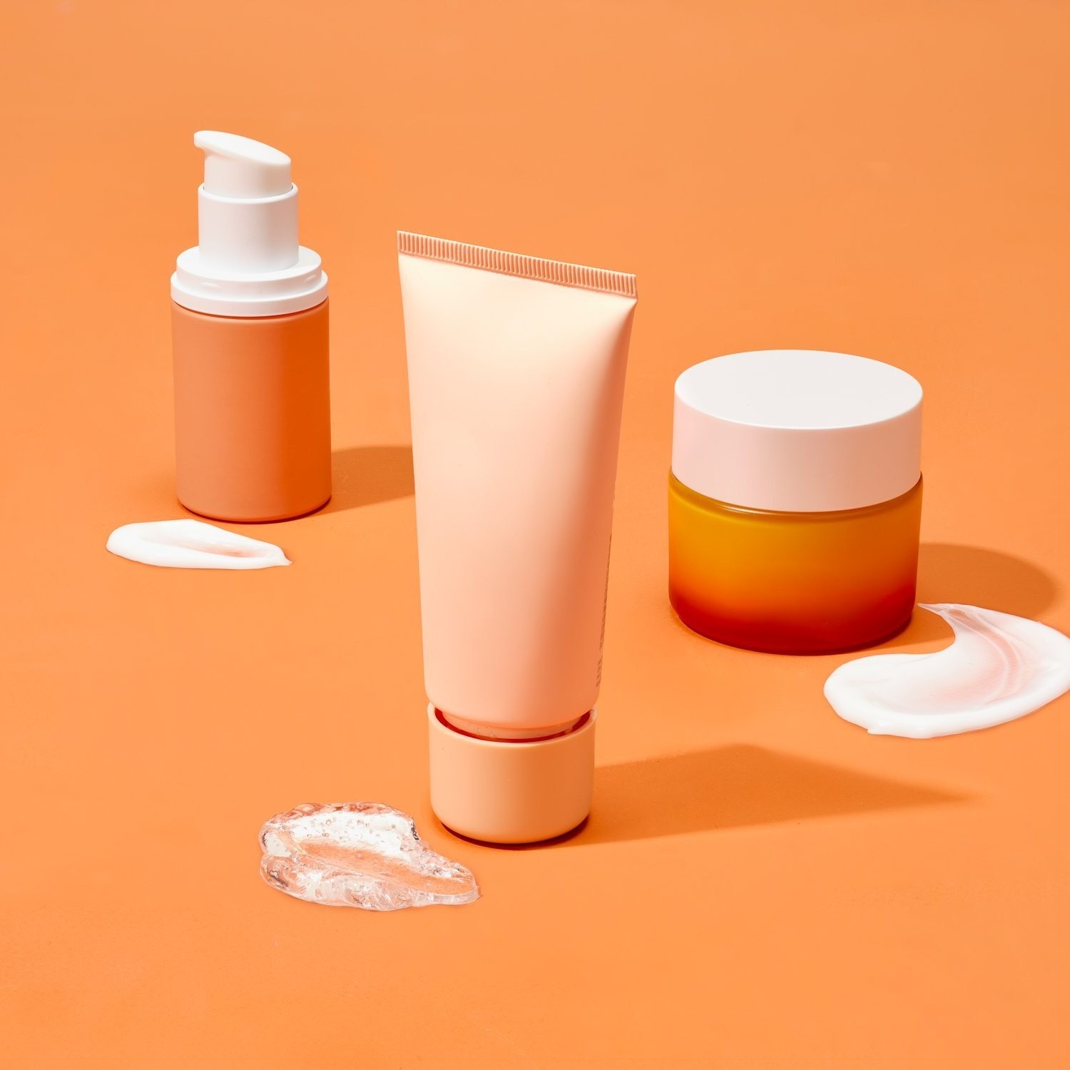 Βιταμίνη C και υαλουρονικό οξύ: Για το πιο φωτεινό δέρμα που είχες ποτέ!