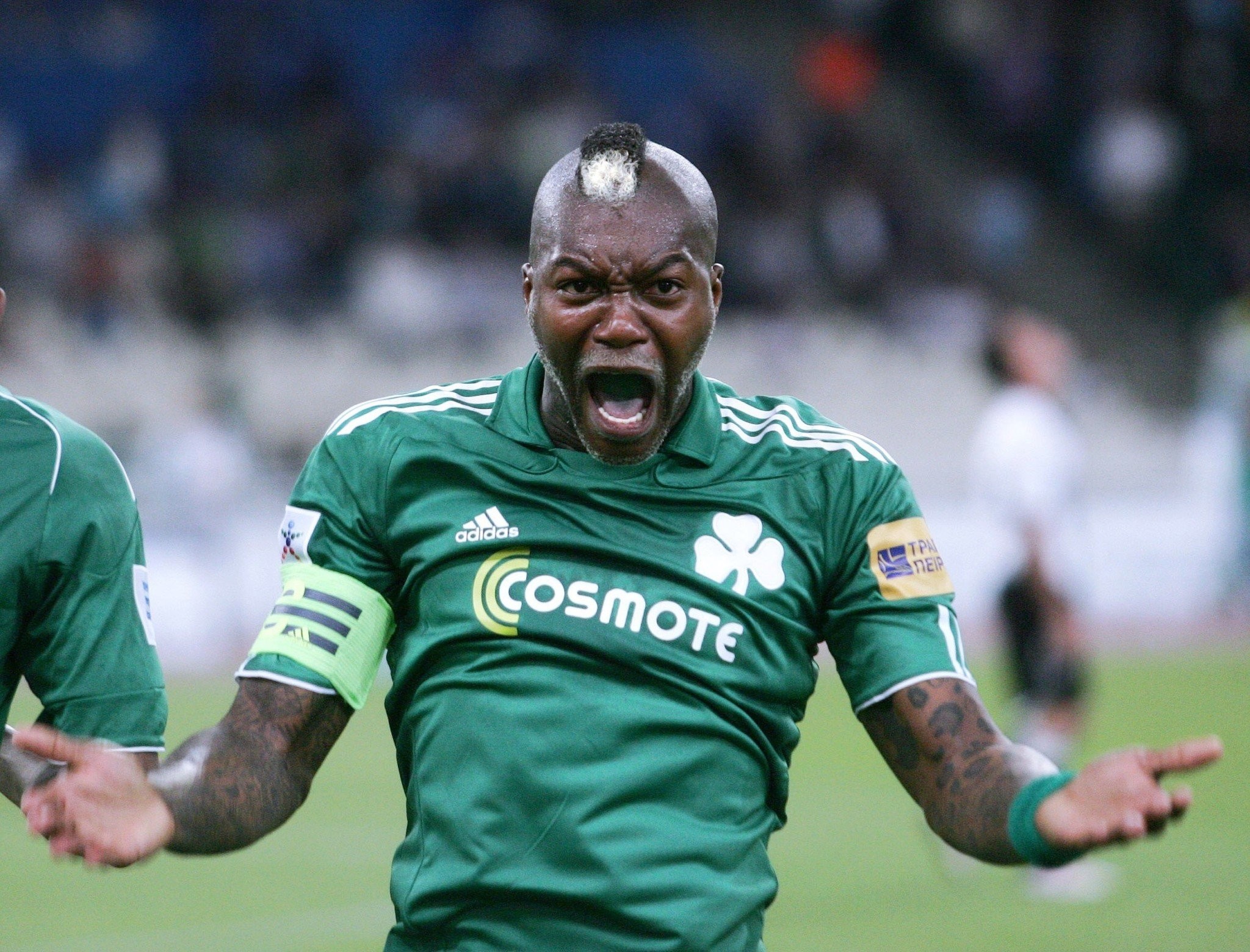 Ο Σισέ θυμήθηκε τα παλιά και φόρεσε ζακέτα του Παναθηναϊκού