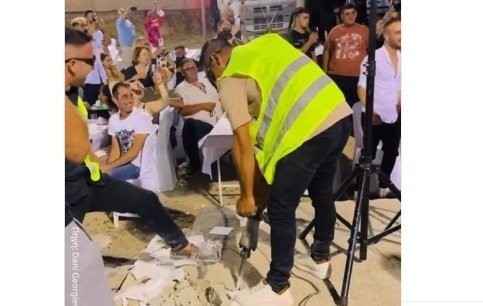 Τι άλλο θα δούμε... «Ηλία ρίχτο» σε γλέντι με κομπρεσέρ και εκσκαφέα!