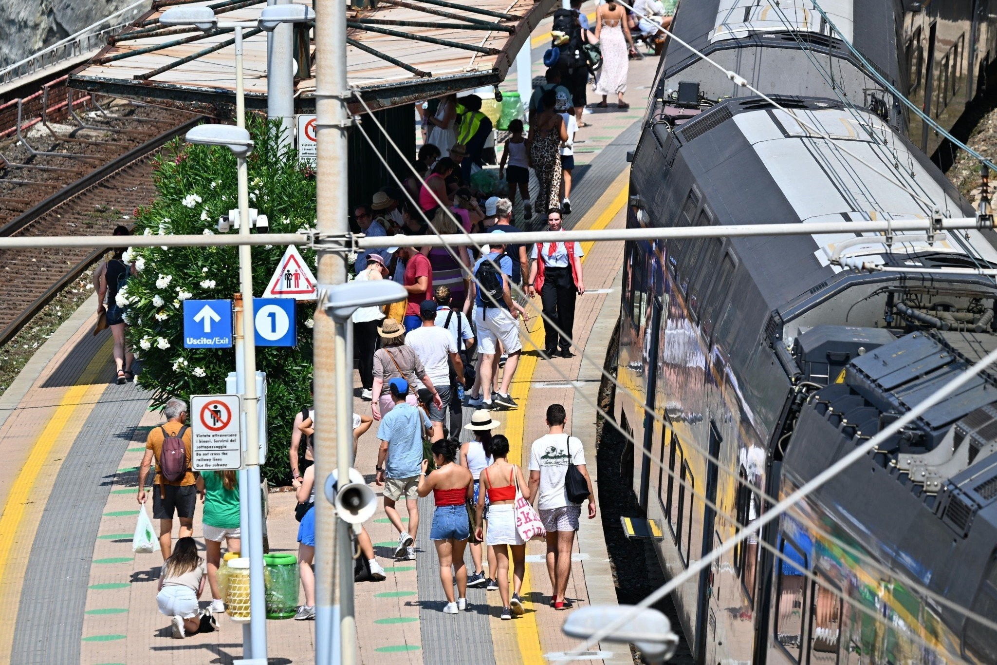 Μιλάνο: Διπλή σύγκρουση εμπορικών και επιβατικού τρένου με 200 επιβάτες - Ένας τραυματίας