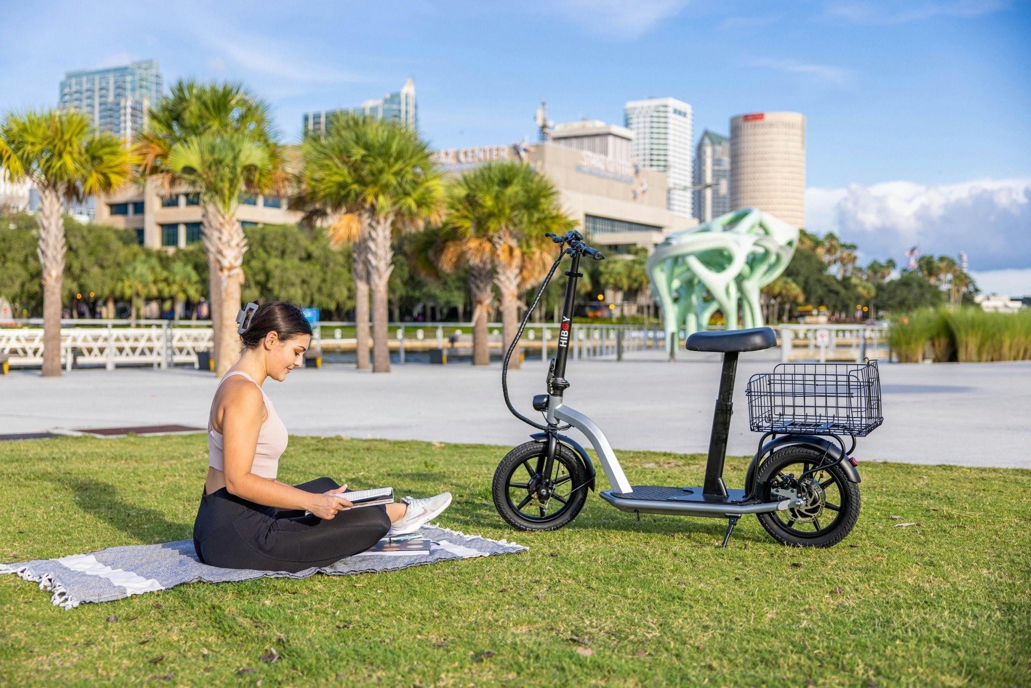 «Βροχή» τα πρόστιμα στους αναβάτες πατινιών στη Θεσσαλονίκη - Ποιες είναι οι παραβάσεις