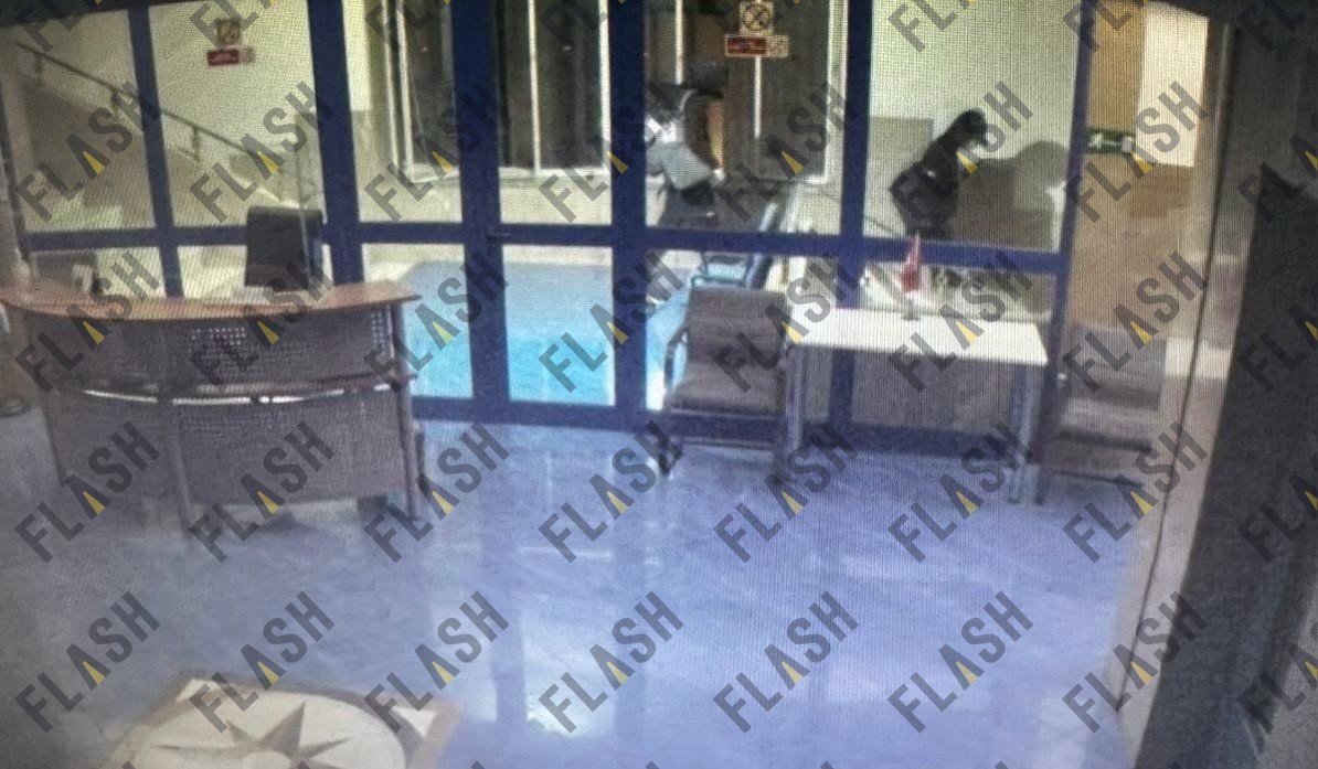 Σήκωσαν 30 laptops και έφυγαν... κύριοι - Εικόνες από την κινηματογραφική διάρρηξη σε δύο υπουργεία