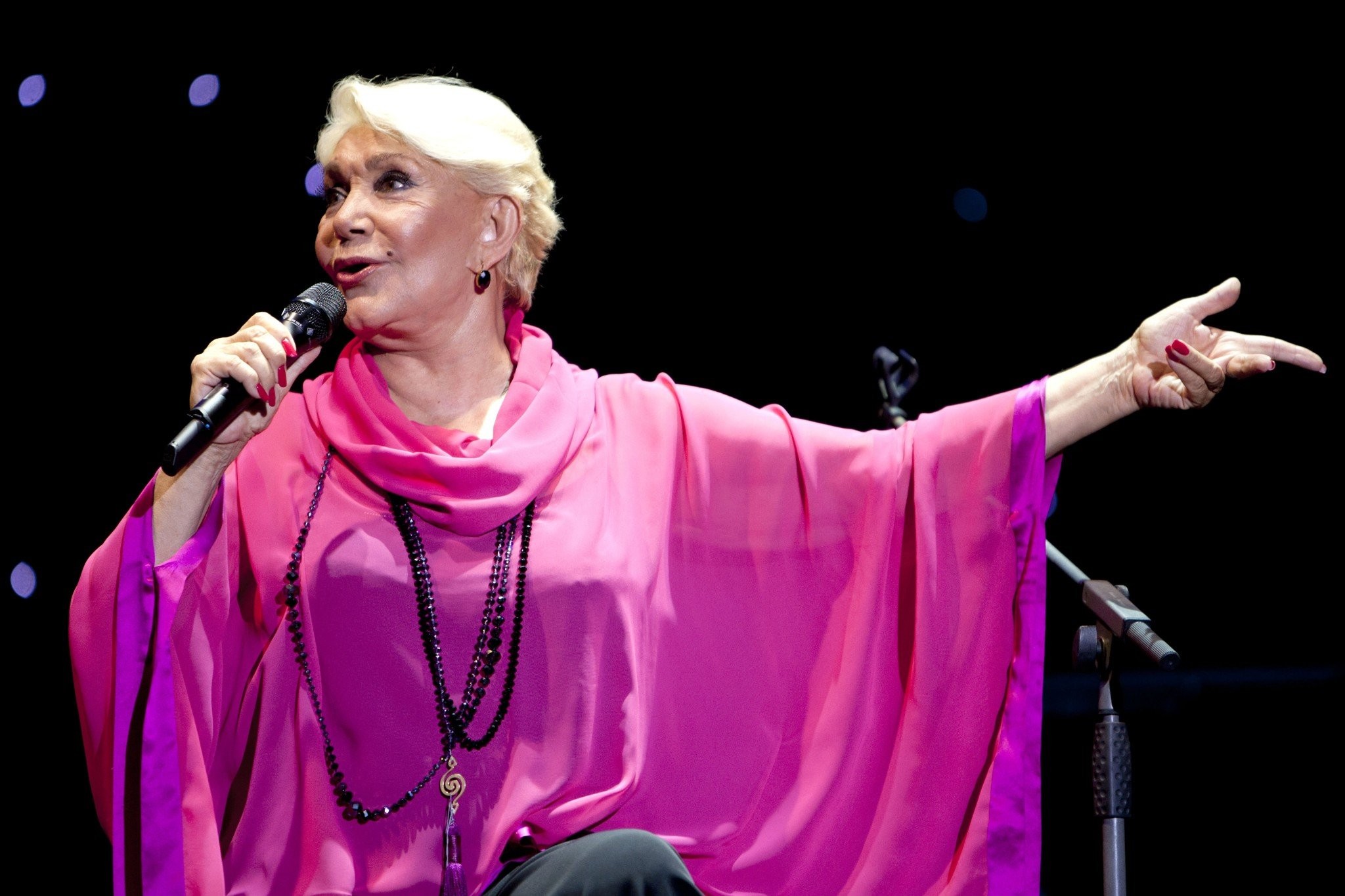 Μαρινέλλα: «Έκοψε» τον Μάστορα γιατί έκανε λάθη, ξεχνούσε στίχους και δεν ήταν τεχνικά έτοιμος