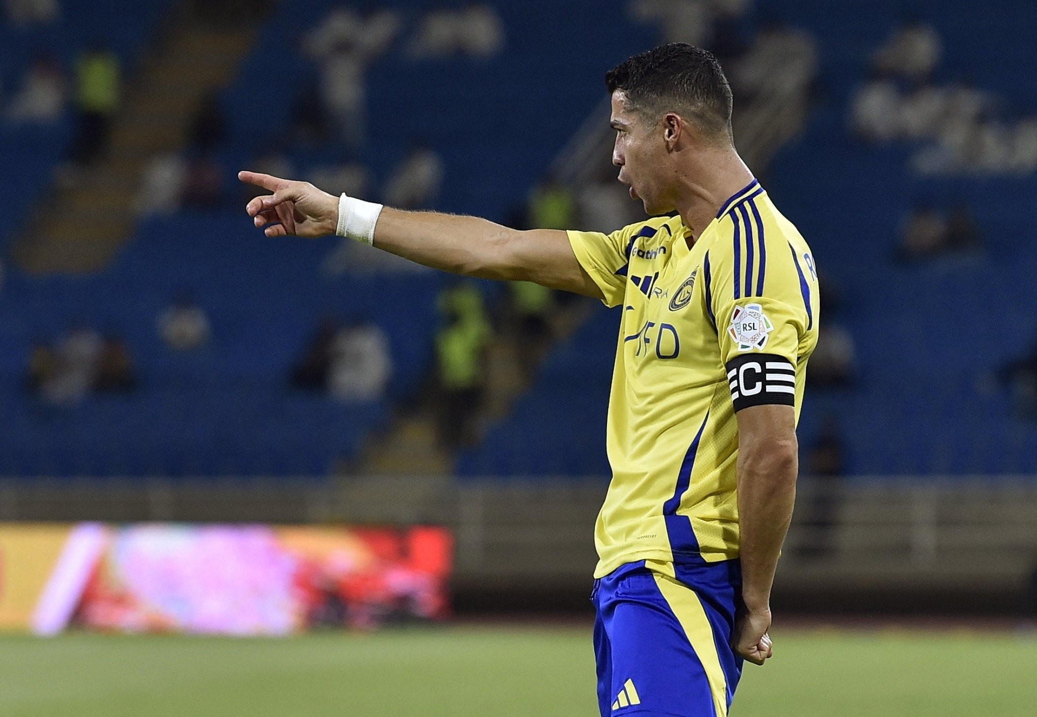 Ο Κριστιάνο Ρονάλντο αφιέρωσε το γκολ στον γιο του για ένα... οικογενειακό χατ-τρικ [vid]