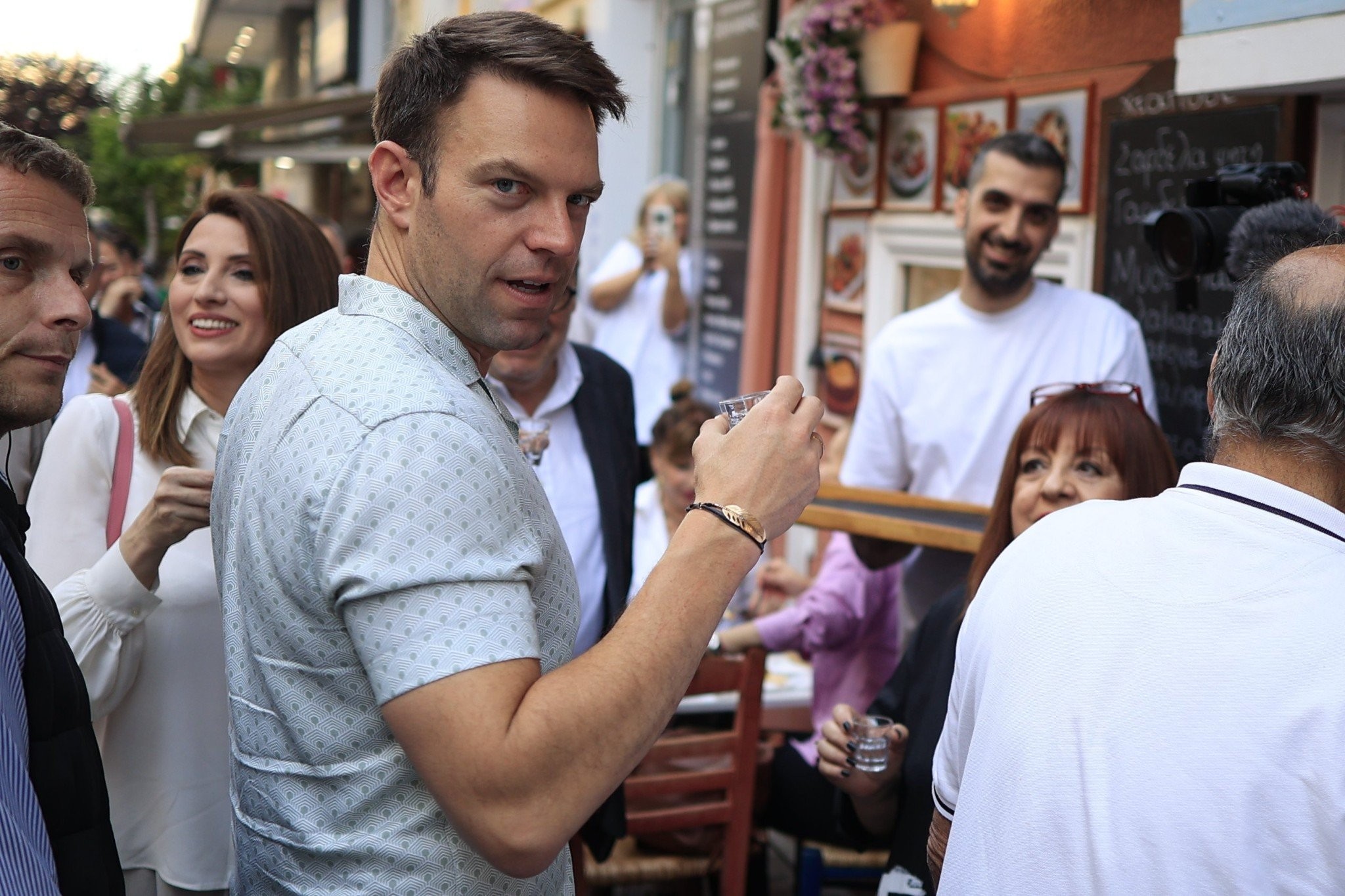 Κασσελάκης: Ετοιμάζει ιστοσελίδα, «κόβει» τα κανάλια και το debate - Ανακοινώνει υποψηφιότητα ο Φάμελλος