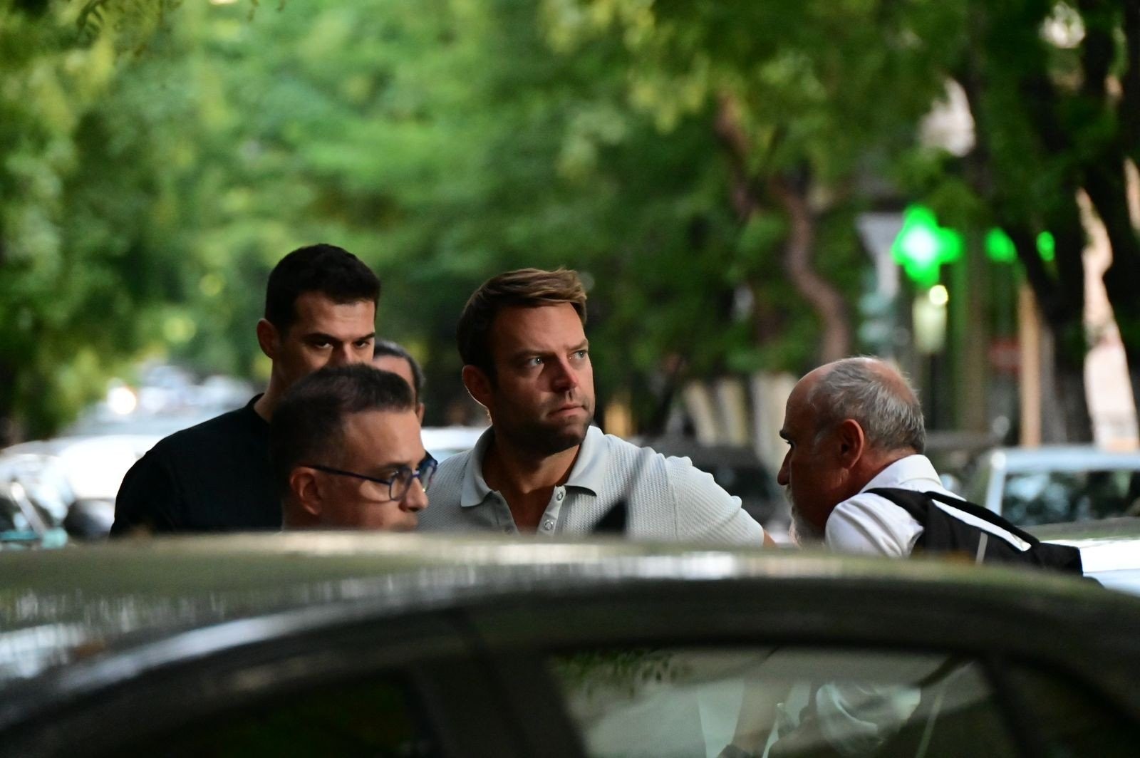 Στο ΑΤ Αγίου Παντελεήμονα ο Στέφανος Κασσελάκης - Δείτε βίντεο και φωτογραφίες