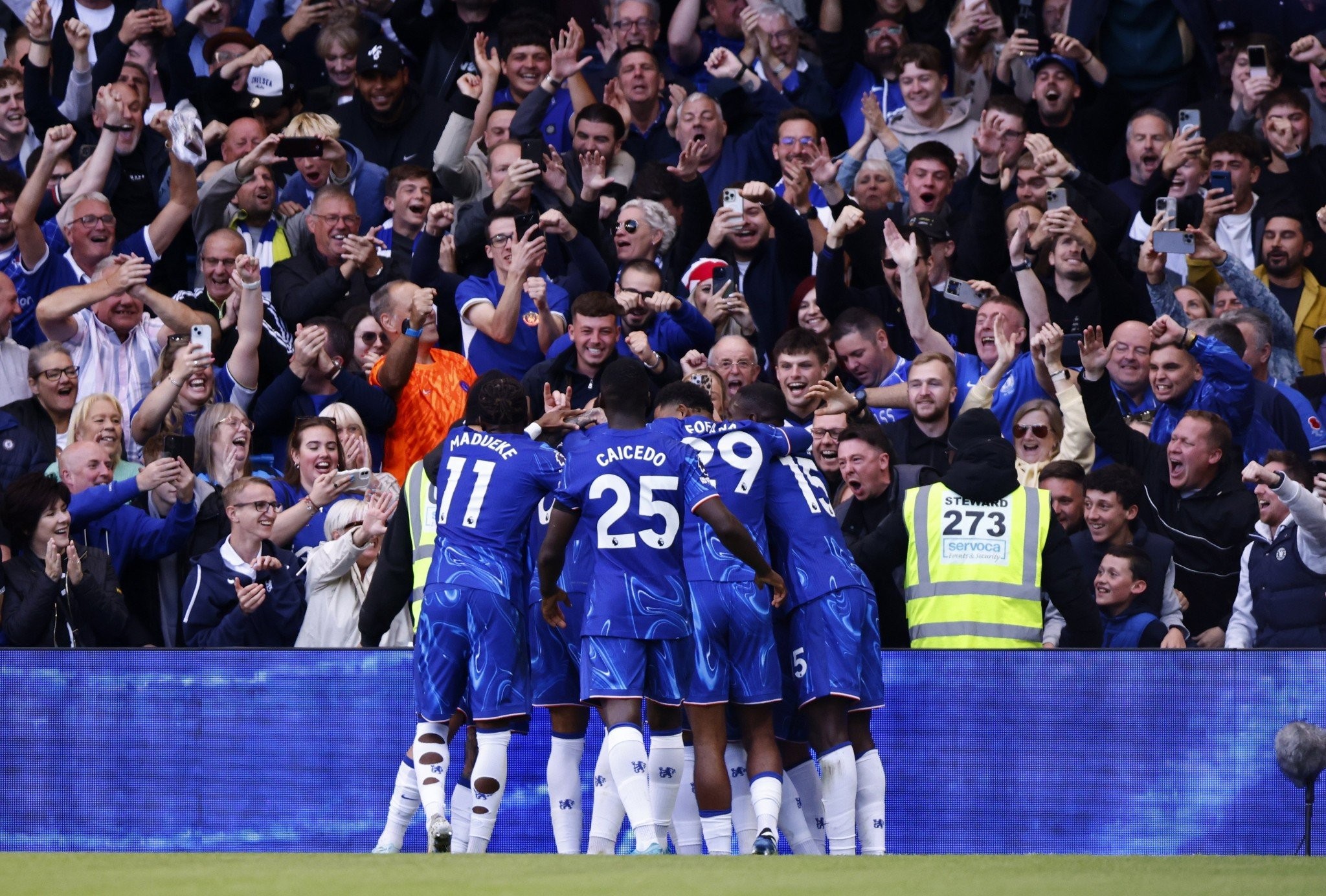 Το ροτέισον της Τσέλσι έχει πάει σε... άλλο level - Δύο εντεκάδες σε πέντε ημέρες