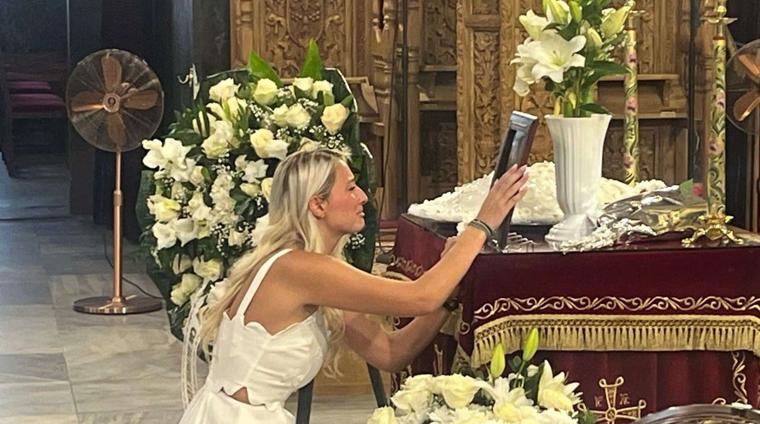 Θρήνος και οργή στη Θεσσαλονίκη για τον Ιωνά - Τραγική φιγούρα η κοπέλα του Μαργαρίτα