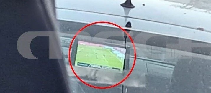 Εικόνες ντοκουμέντα από εγκληματικά λάθη στους δρόμους της Ελλάδας - Τετρακάβαλο και οδήγηση στα «τυφλά»