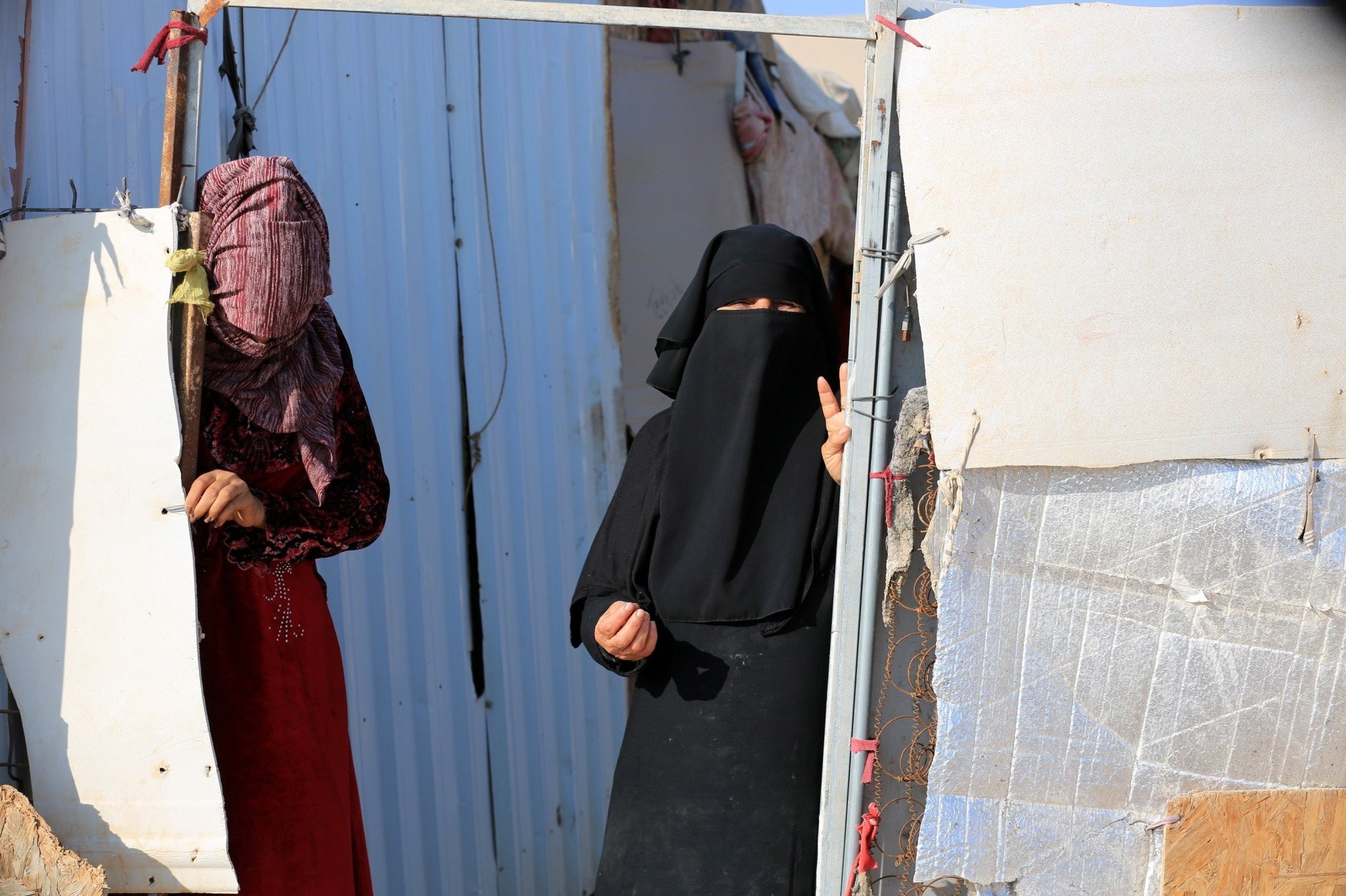 Ολλανδή που εντάχθηκε στους ISIS δικάζεται για εγκλήματα κατά της ανθρωπότητας - Yποδούλωσε Γιαζίντι