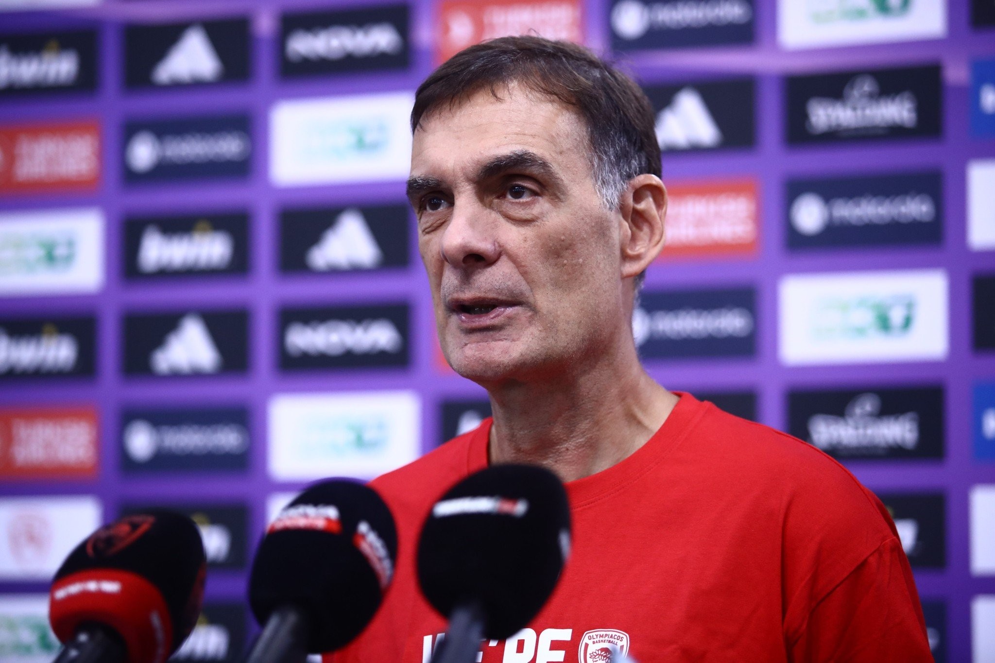 Μπαρτζώκας: «Rotation όχι με βάση την αξία των παικτών, αλλά με βάση τους αριθμούς» [vid]