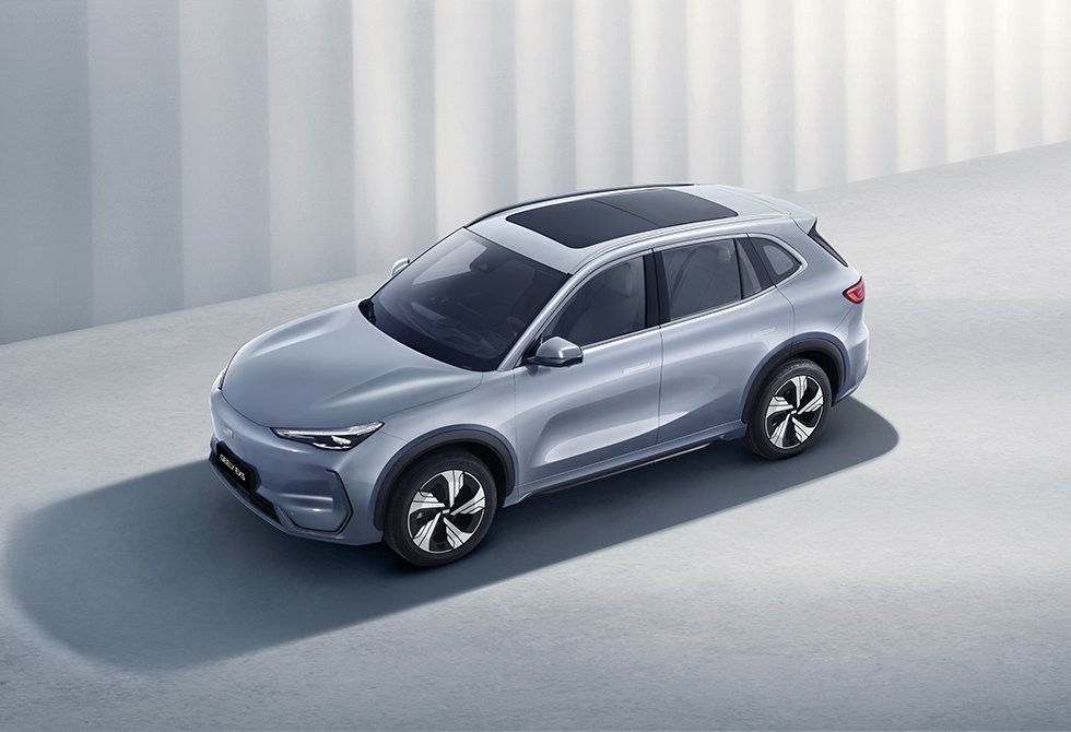 Η Geely έρχεται στην Ελλάδα το 2025