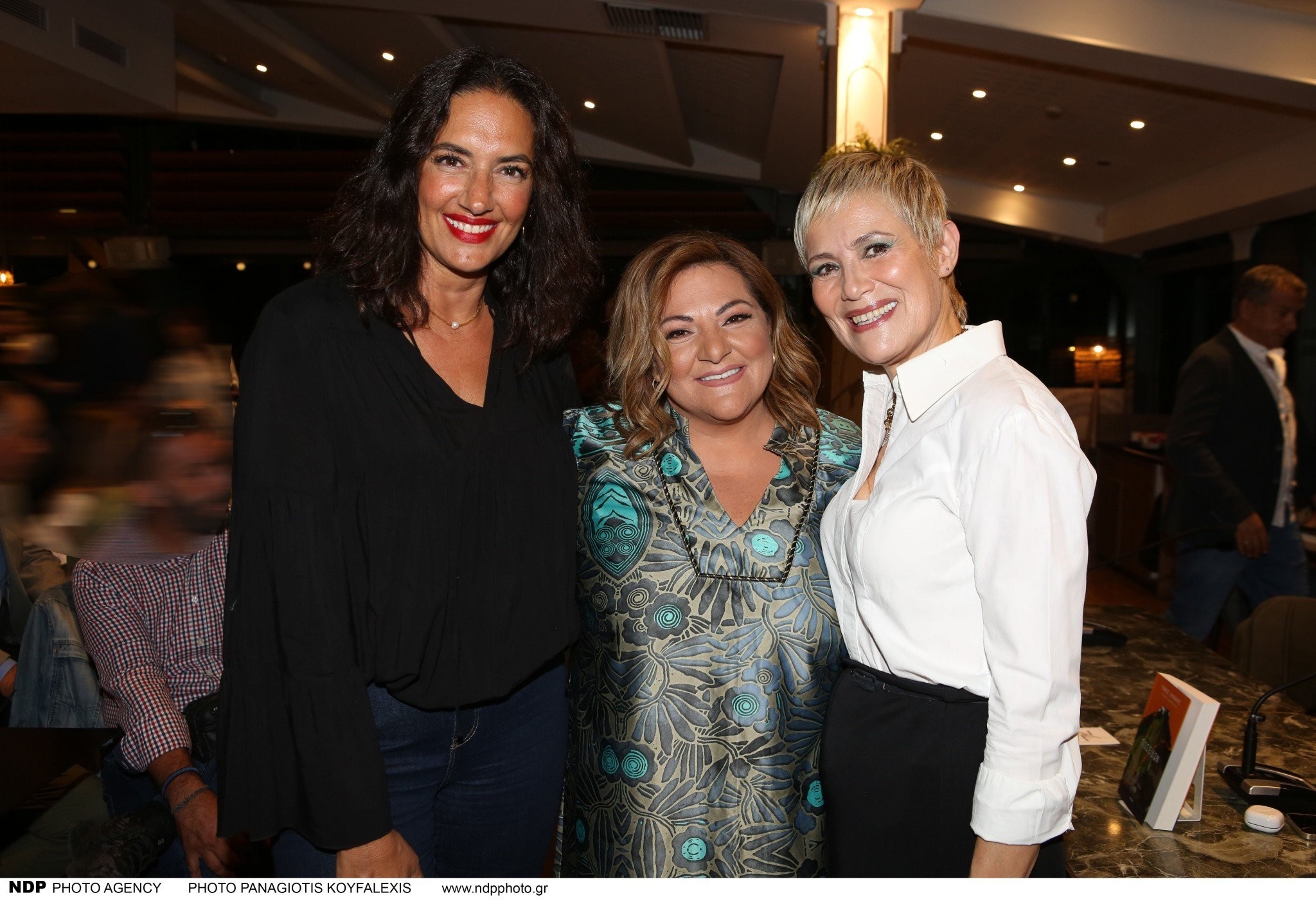 Πάνος Δημάκης: Το «Γεράκι» παρουσίασε το νέο του βιβλίο - Η showbiz έδωσε το παρών