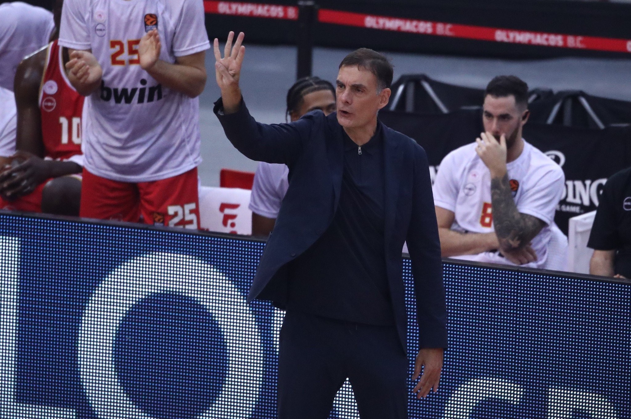 Ολυμπιακός: Μπαρτζώκας και ΜακΚίσικ αποθέωσαν ο ένας τον άλλο σε δηλώσεις τους