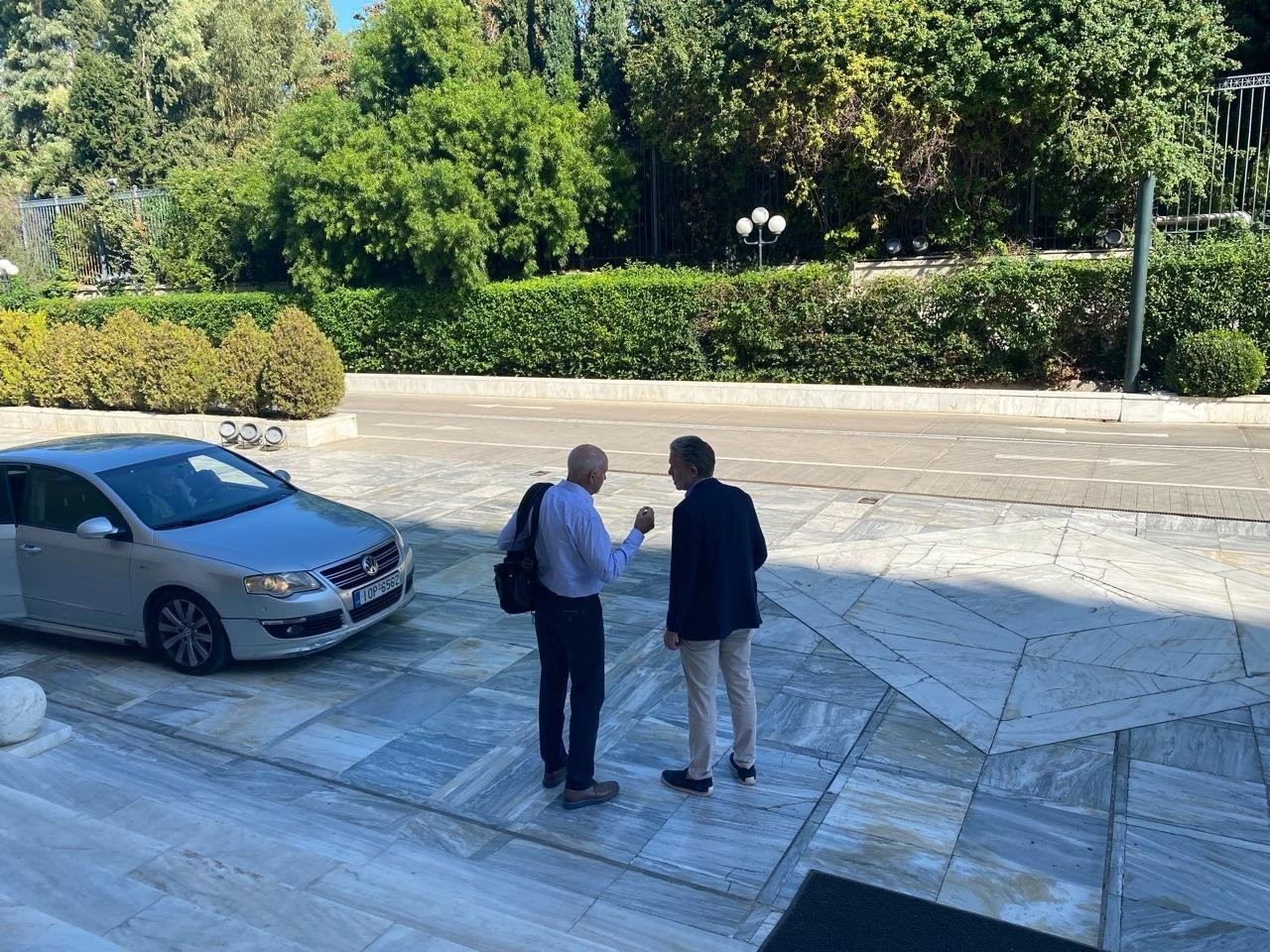 Τετ α τετ Γιώργου Παπανδρέου - Παύλου Γερουλάνου στη Βουλή