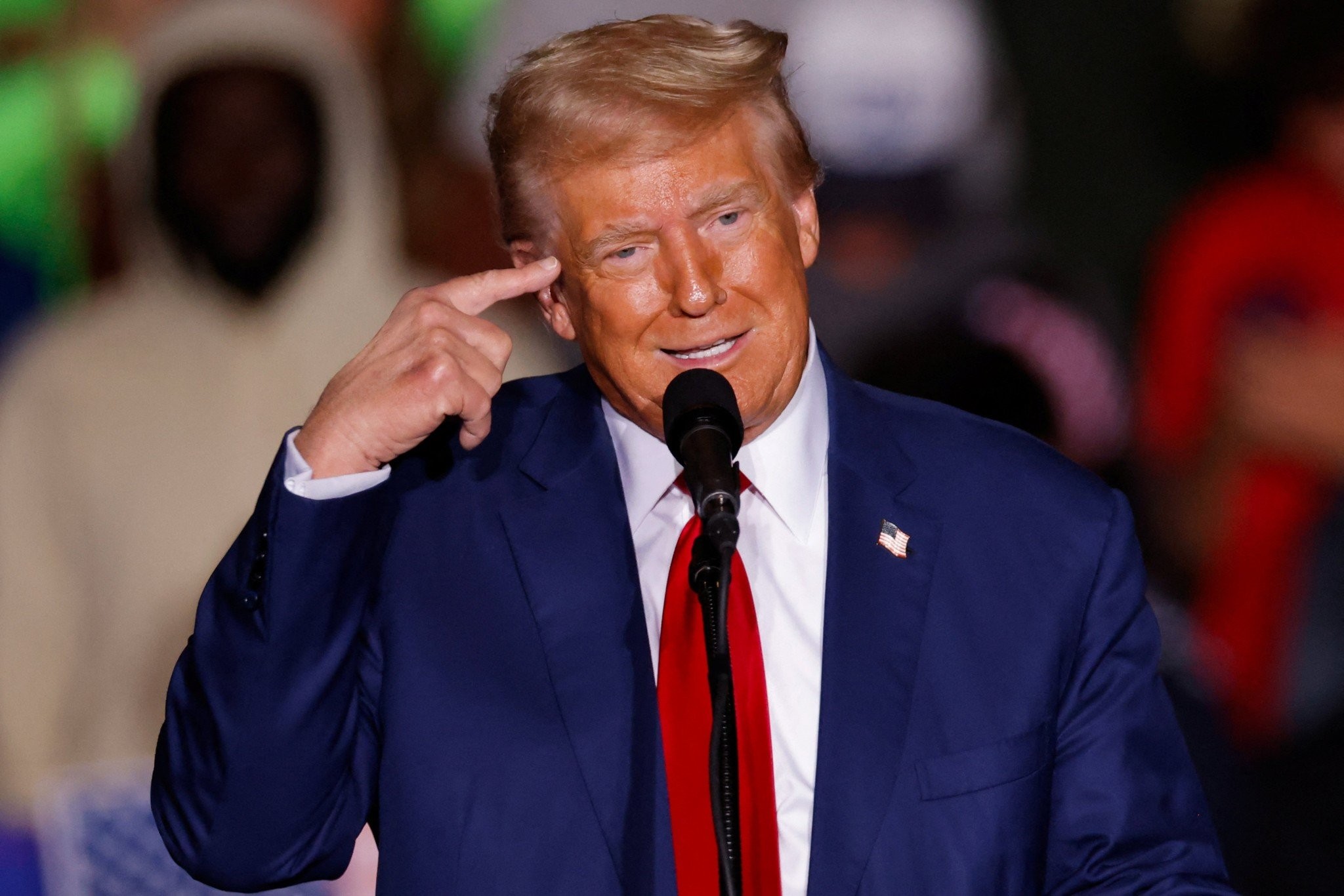 Ο Ντόναλντ Τραμπ απασφάλισε για ακόμα μία φορά κατά του ΝΑΤΟ και της Ευρώπης