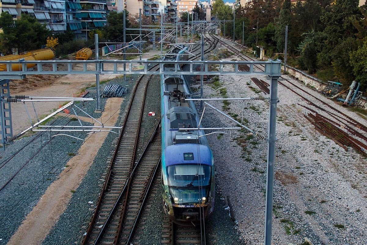 Λιβαδειά: Τρένο έσερνε γυναίκα που είχε πιαστεί στις πόρτες – Παρέμβαση εισαγγελέα και συλλήψεις