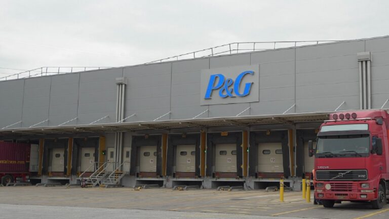 P&G: Eπενδύει στην ανάπτυξη των logistics – Iδρύει hub στην Ελλάδα