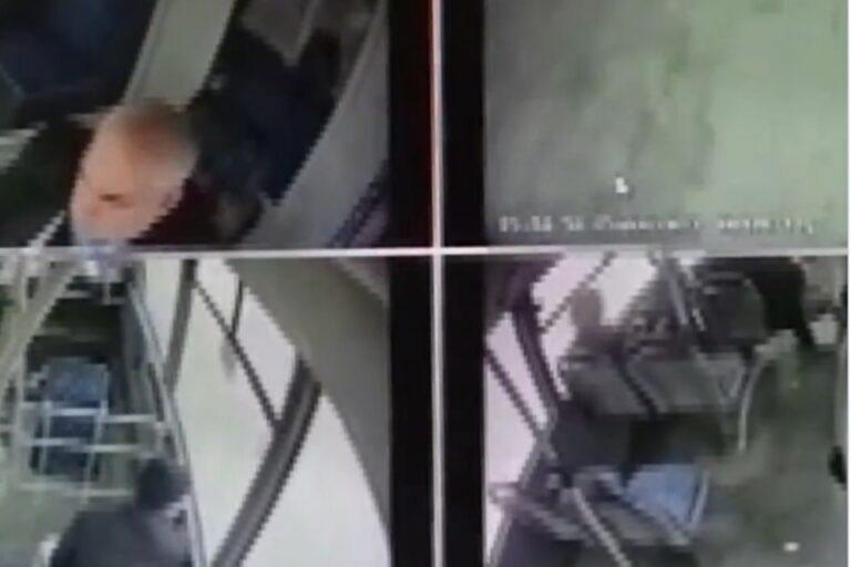 Τουρκία: Λεωφορείο έπεσε σε λίμνη – Μάχη των επιβατών να σωθούν [vids]
