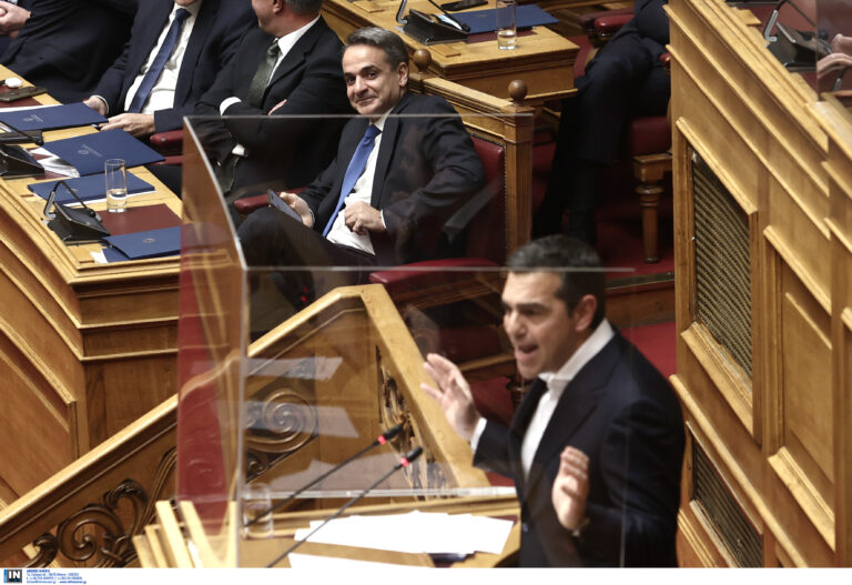 Πρόταση δυσπιστίας: Αυλαία με τη μονομαχία Τσίπρα – Μητσοτάκη στη Βουλή και την ονομαστική ψηφοφορία – Τι θα πουν οι δυο αρχηγοί