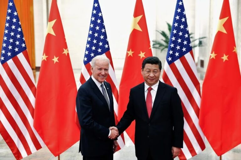 Κίνα – ΗΠΑ: Ψυχροπολεμικές δηλώσεις Μπάιντεν – Πεκίνου