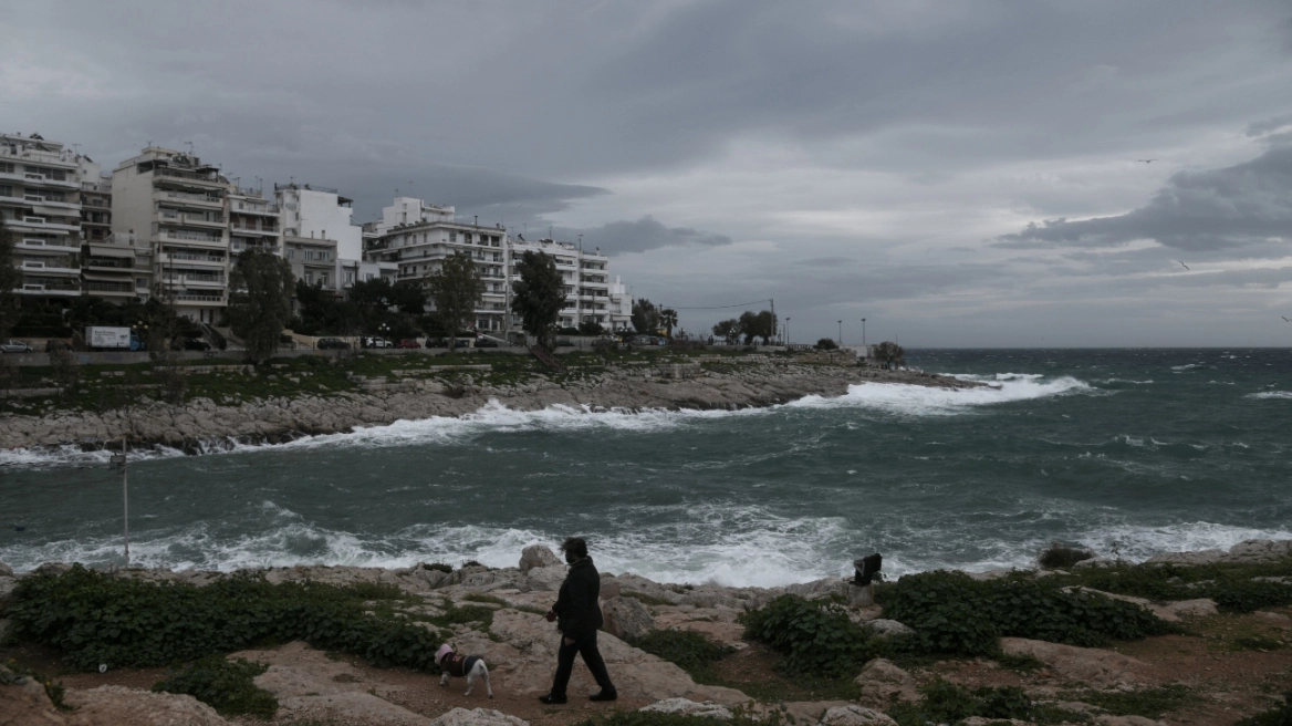 Κακοκαιρία «Μπάρμπαρα» – Δήμος Πειραιά: Λειτουργία θερμαινόμενου χώρου σε 24ωρη βάση για την προστασία των πολιτών