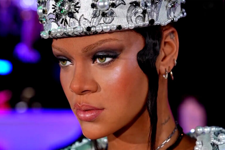 Rihanna: Κέρινο ομοίωμα της στο Μαντάμ Τισό με την εμβληματική εμφάνιση στο Met Gala 2018