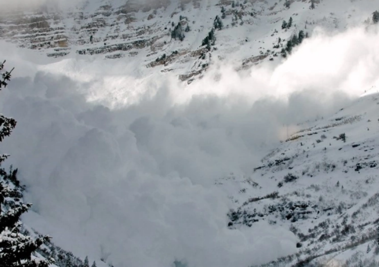 Κακοκαιρία: Πέντε νεκροί από χιονοστιβάδες σε Αυστρία και Ελβετία
