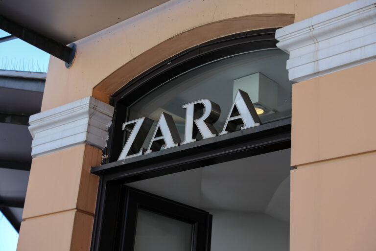 Zara: Γιατί κλείνει καταστήματα στην Ελλάδα – Η νέα στρατηγική
