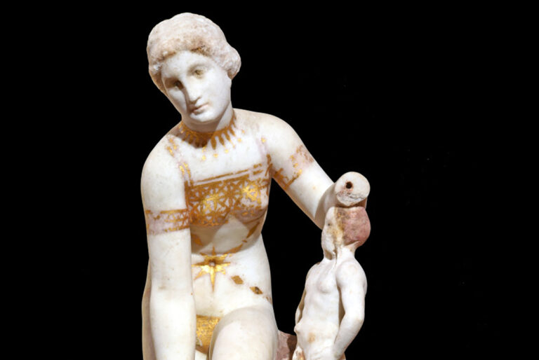 Μουσείο Ακρόπολης: Σε έκθεση το σπουδαίο γλυπτό «Η Αφροδίτη με το χρυσό μπικίνι»