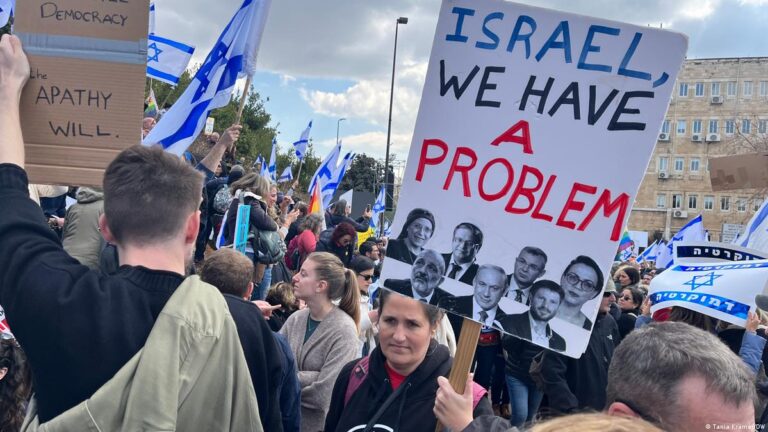 Ισραήλ: Οι μεγαλύτερες αντικυβερνητικές διαδηλώσεις στην ιστορία της χώρας για τις παρεμβάσεις Νετανιάχου στη Δικαιοσύνη [vid]